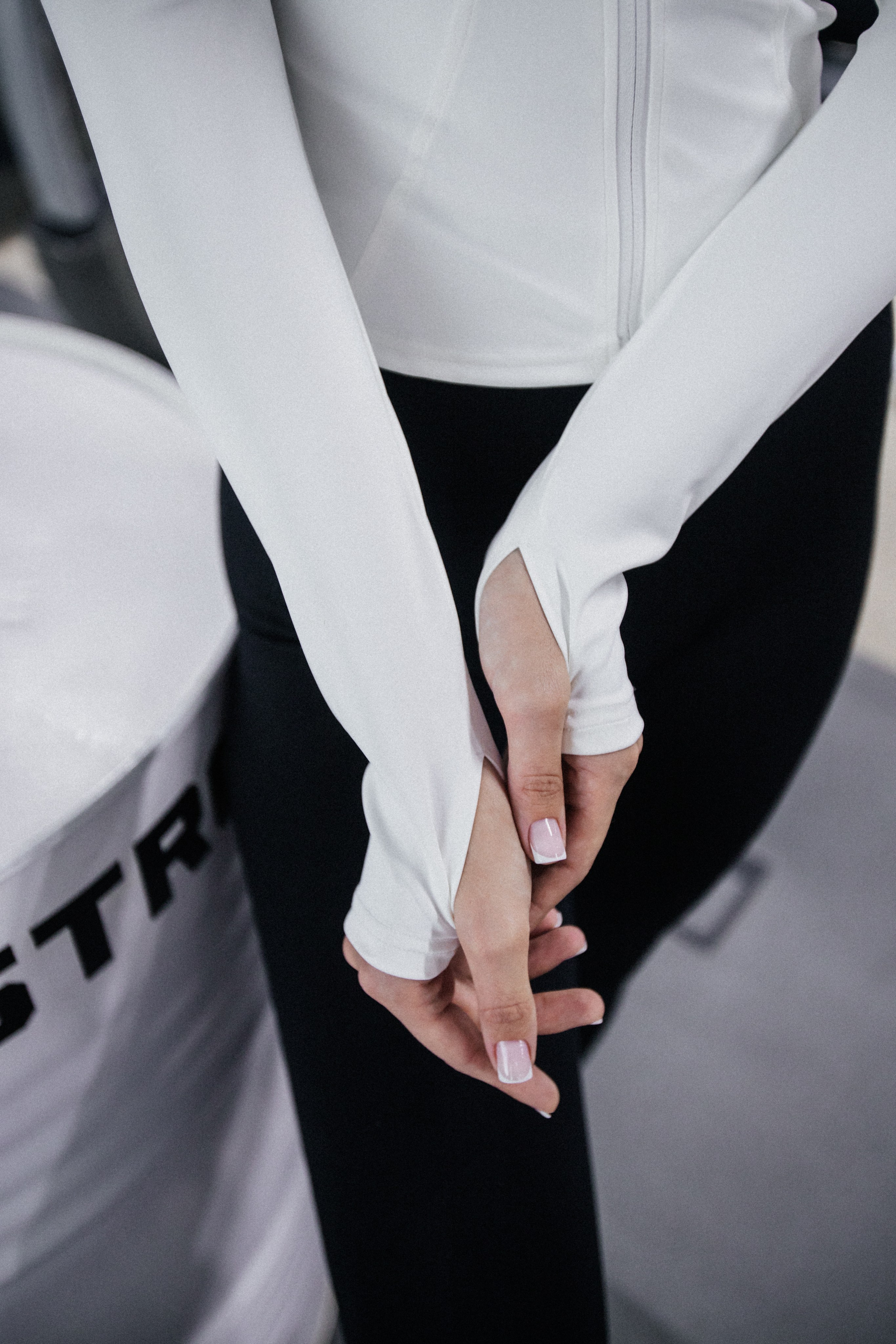 Контент съёмки одежды. Фотограф и видеограф Иркутск, семейная фотосессия, фото для аватарки