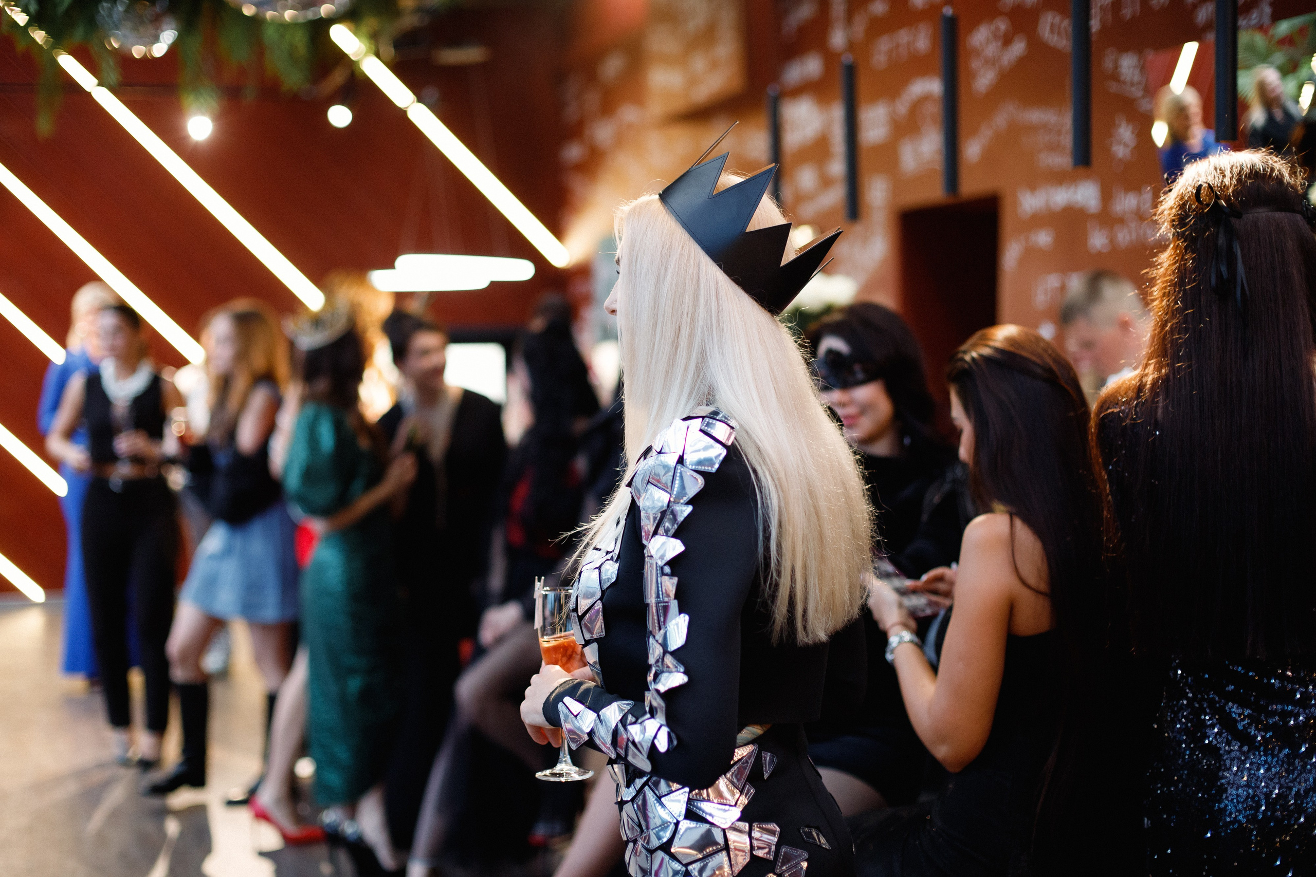 QUEEN KHV [12 ЛЕТ]. СВОИ. ФОТООТЧЕТЫ-СОБЫТИЯ-МЕСТА