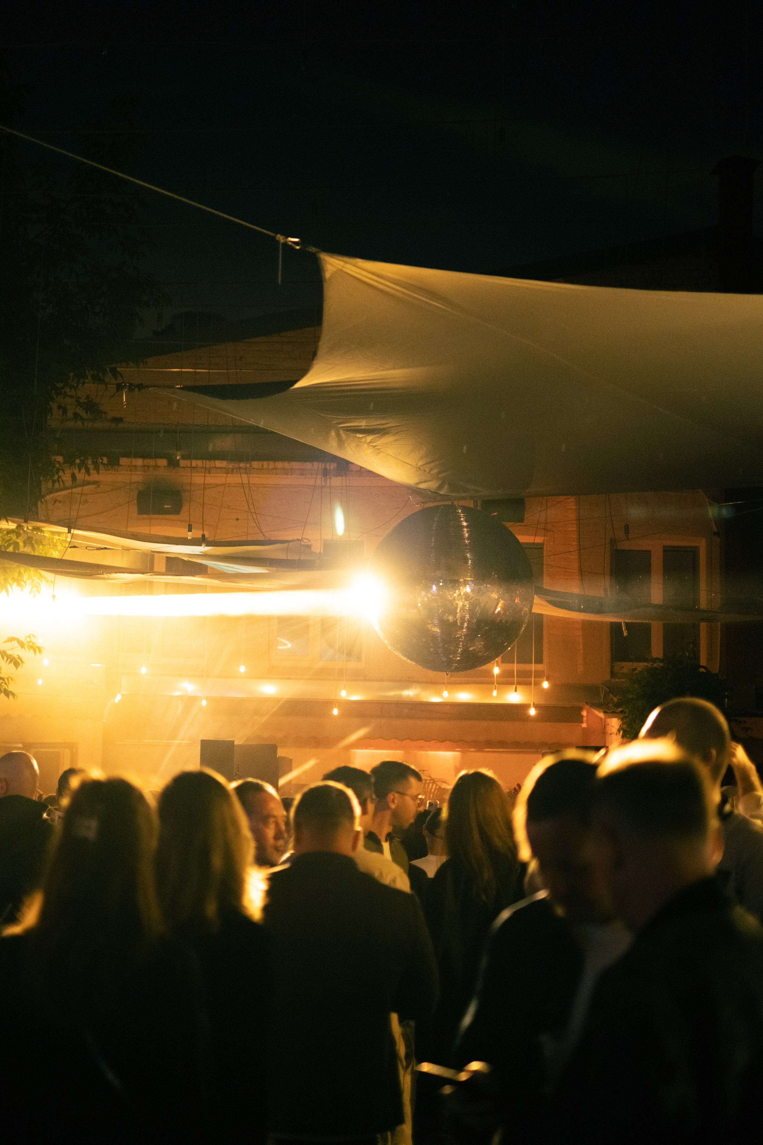 Restaurants & parties