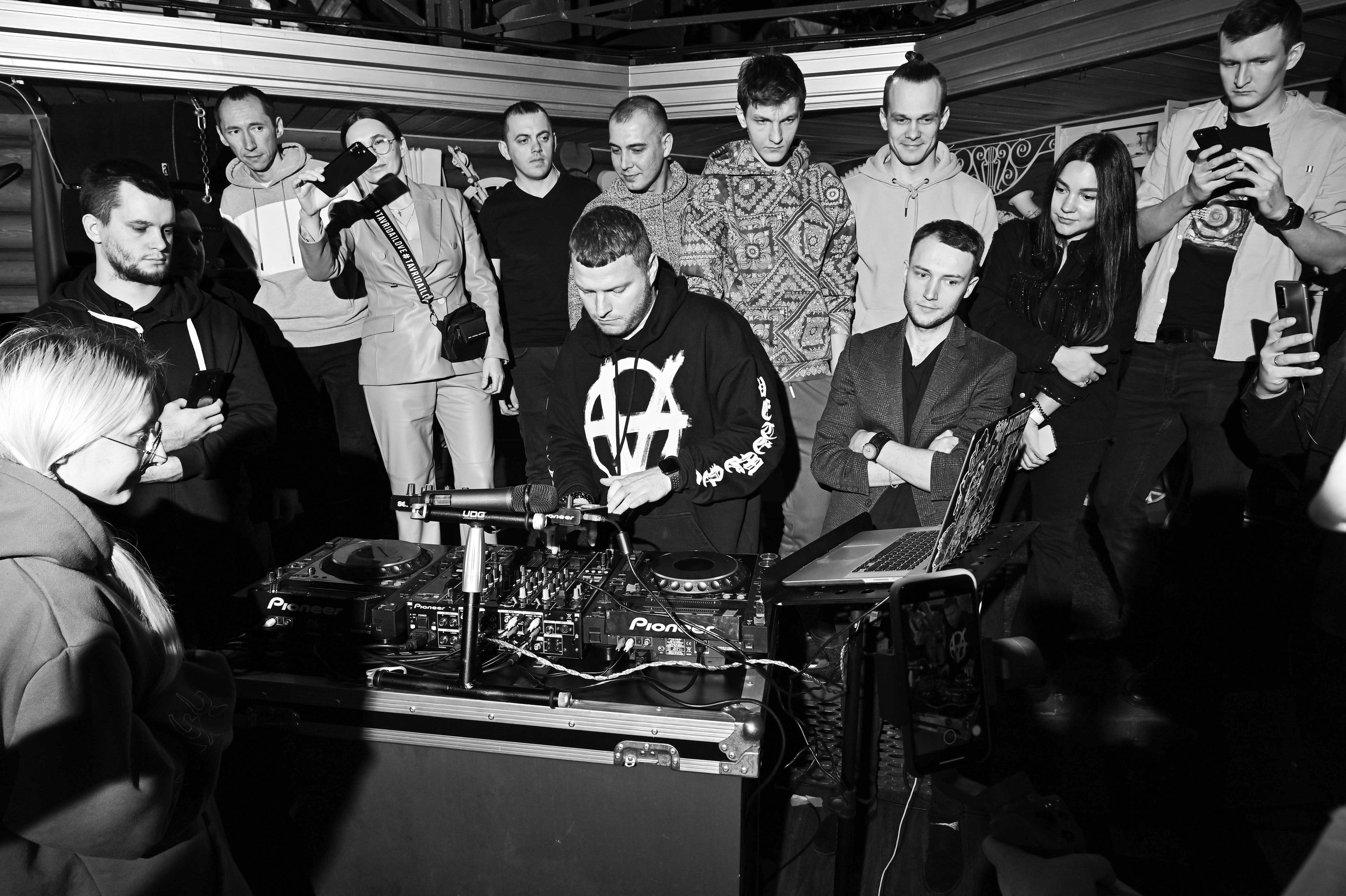 МК Event DJ К. Телешев. Свадебный фотограф в Белгороде Владимир Золотарев