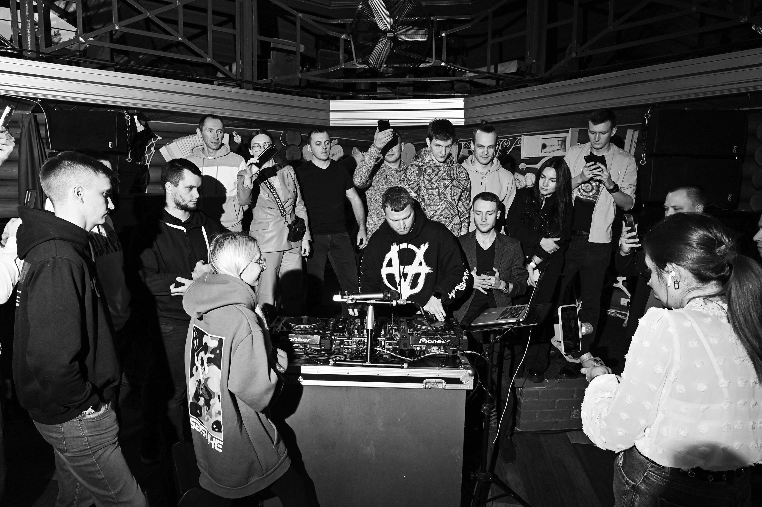 МК Event DJ К. Телешев. Свадебный фотограф в Белгороде Владимир Золотарев