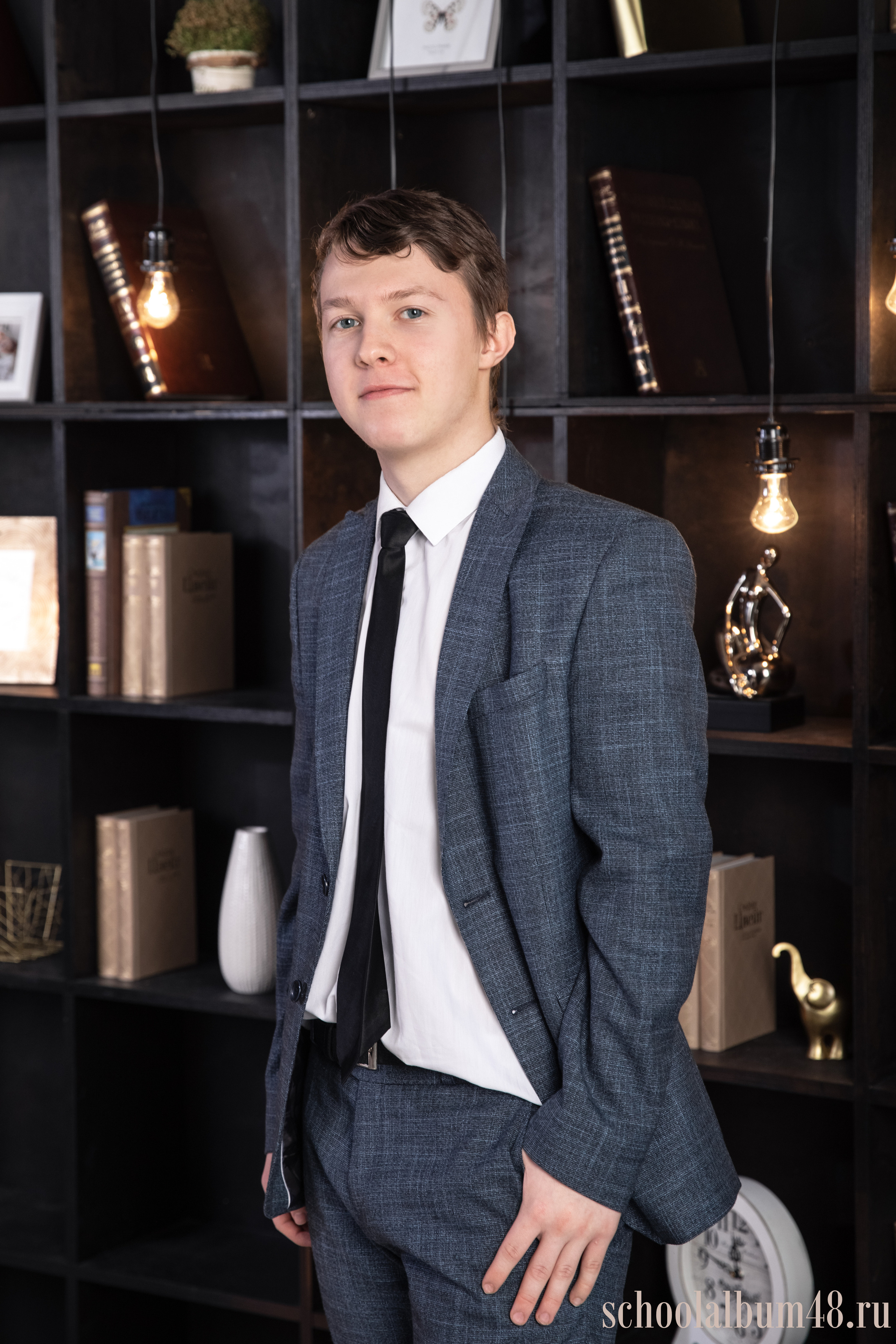 выпускник 2021, выпускной бал в Липецке, для выпускников делаем выпускные альбомы