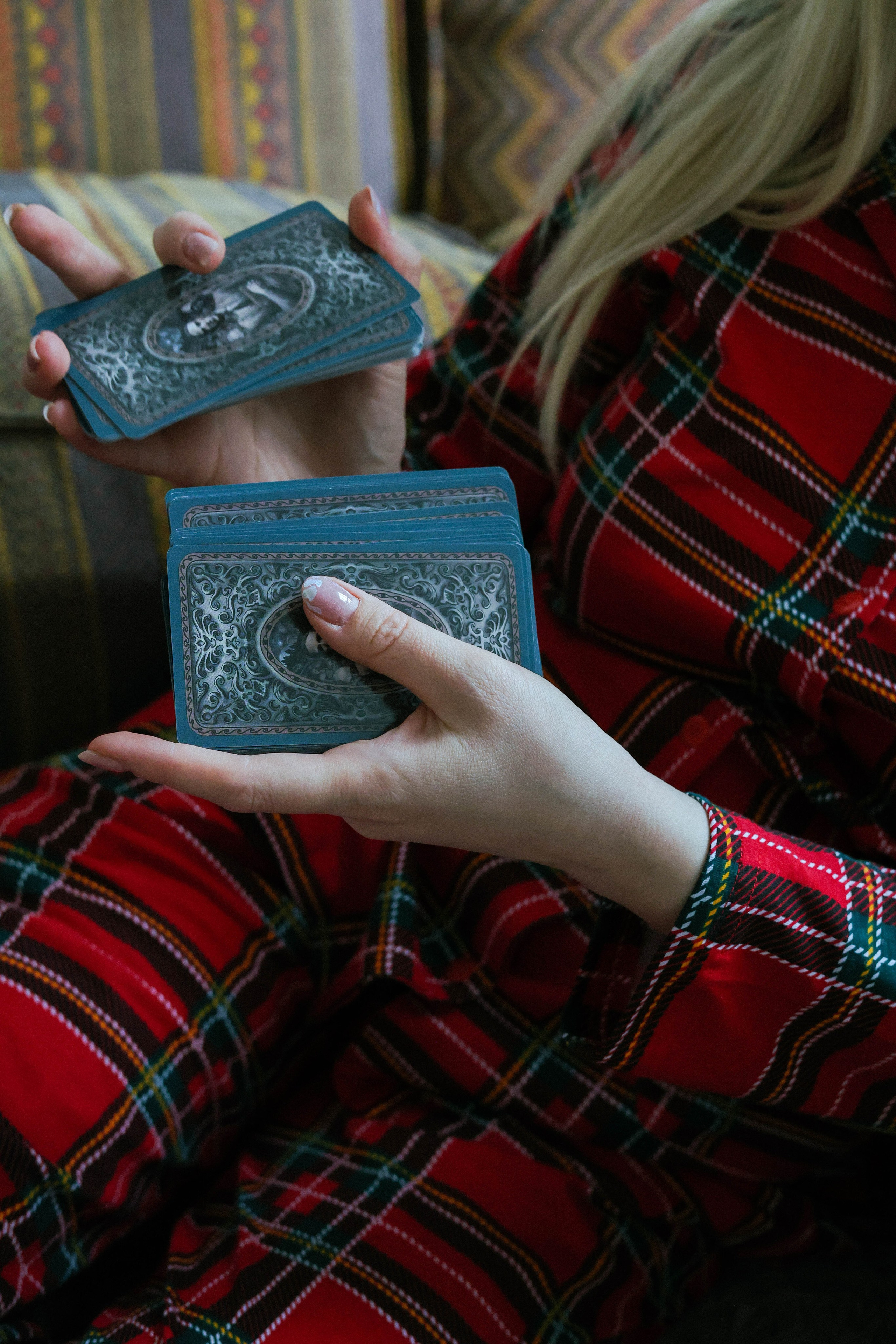 Свечи и карты. Фотограф в Москве Анастасия Калинина