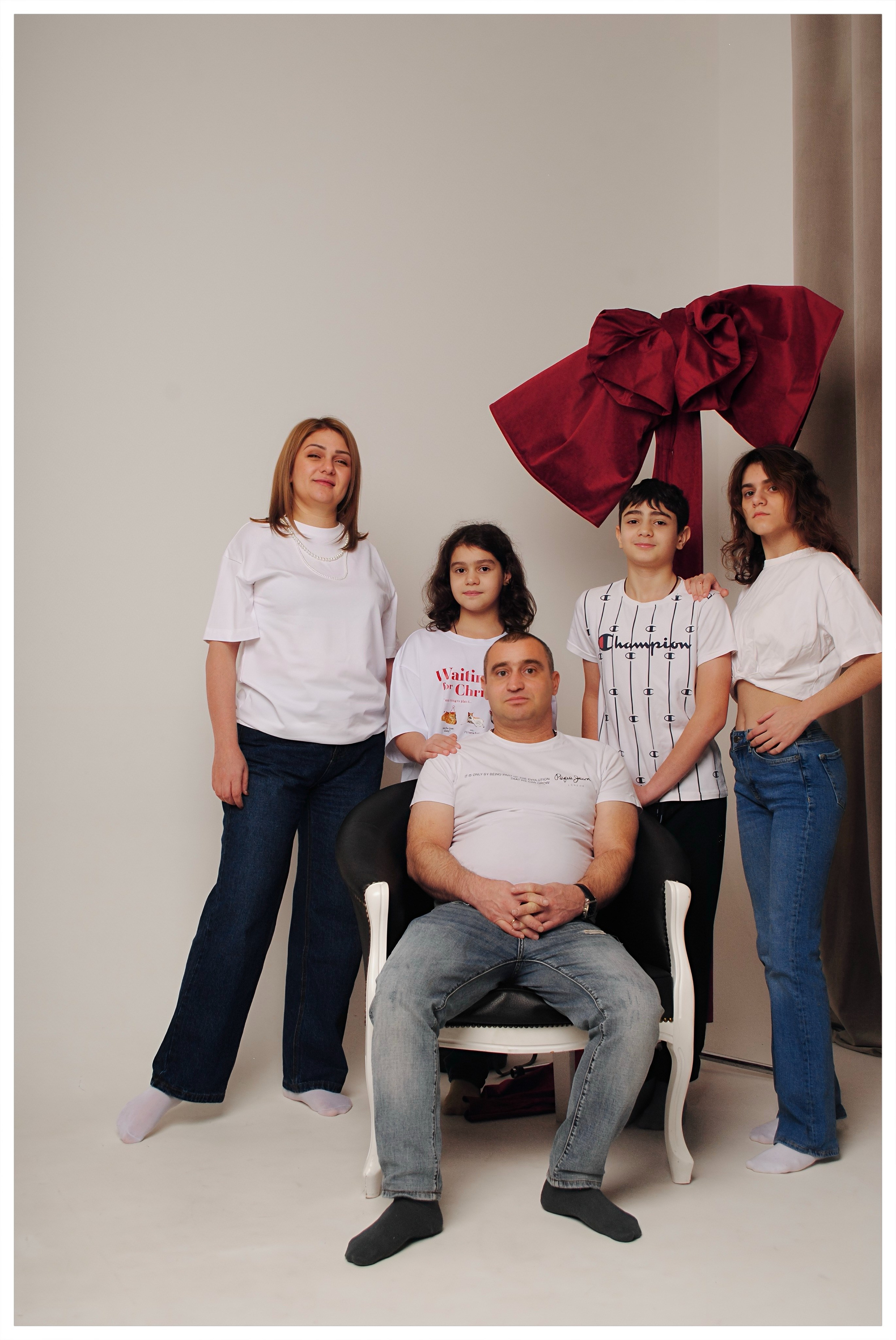 Большая греческая семья. Фотограф Мария Мусаелян