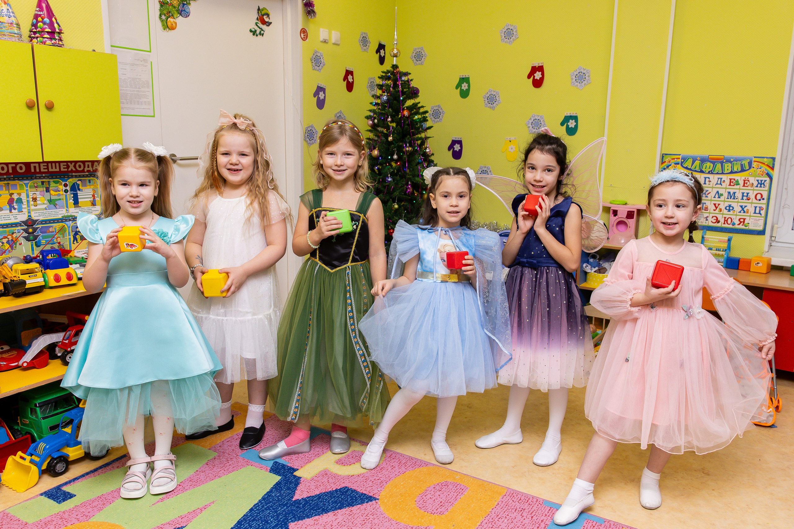 Фото и видео на выпускной в школе и детском саду. Свадебный, семейный видеограф и фотограф в Екатеринбурге Николай Рыков