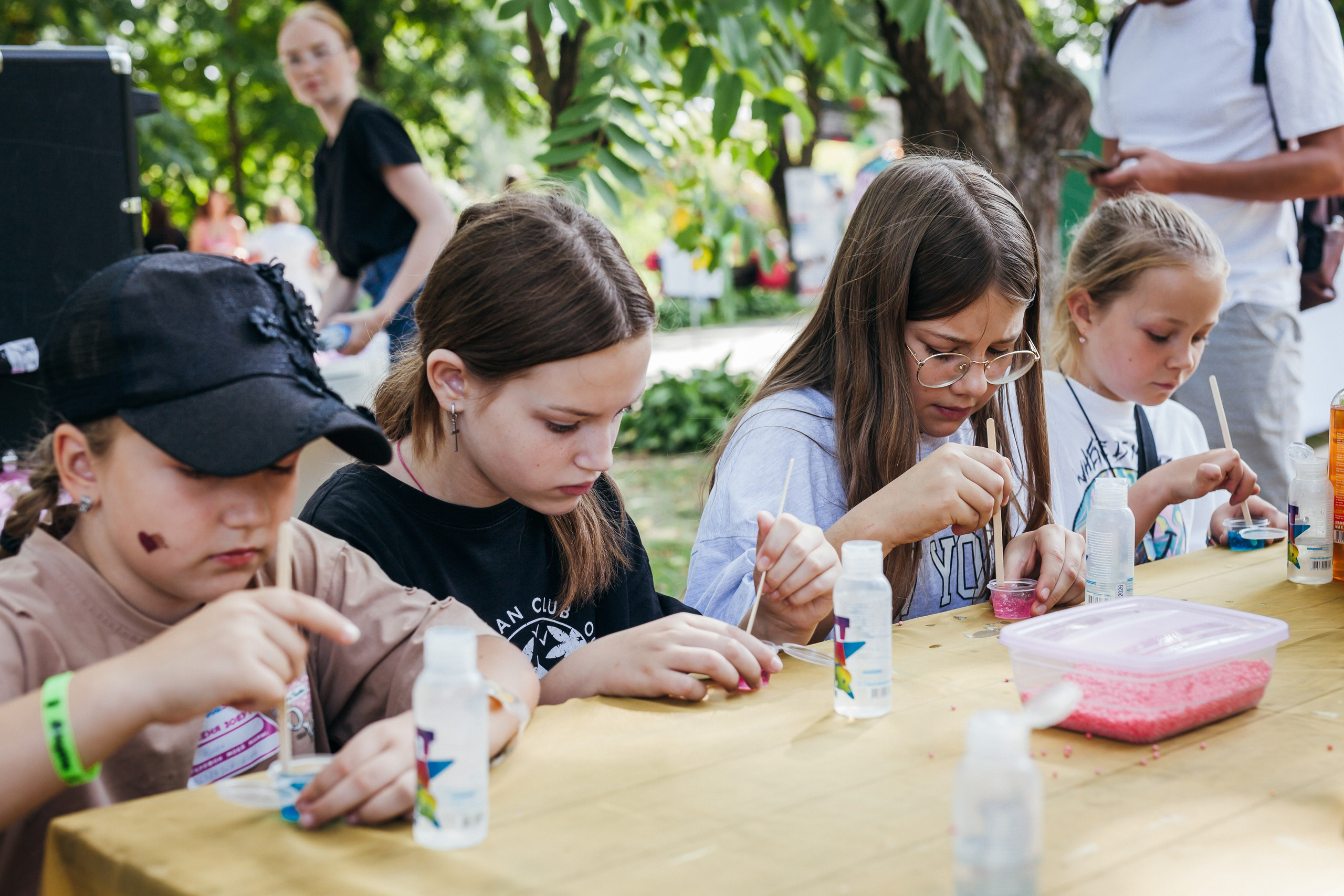 Фестиваль «Бэйбиум» ботанический сад. Портретный и семейный фотограф в Минске