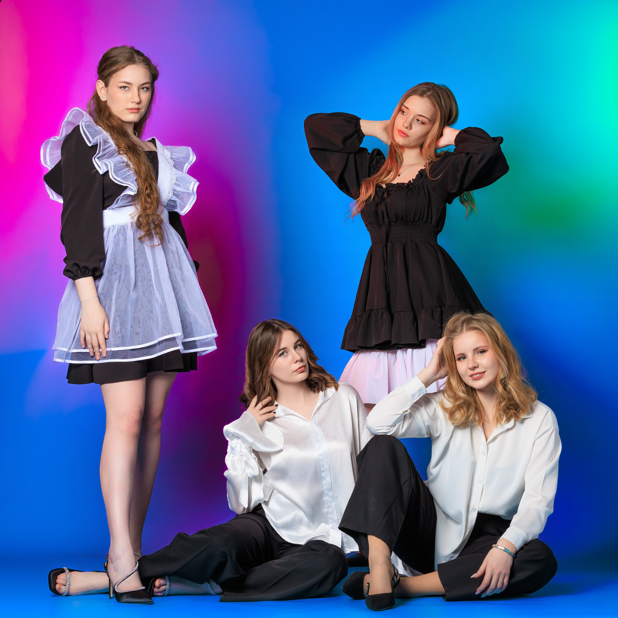 Смотреть фотки в фотостудии. Выпускные альбомы Геленджик, Новороссийск, Краснодар, Туапсе