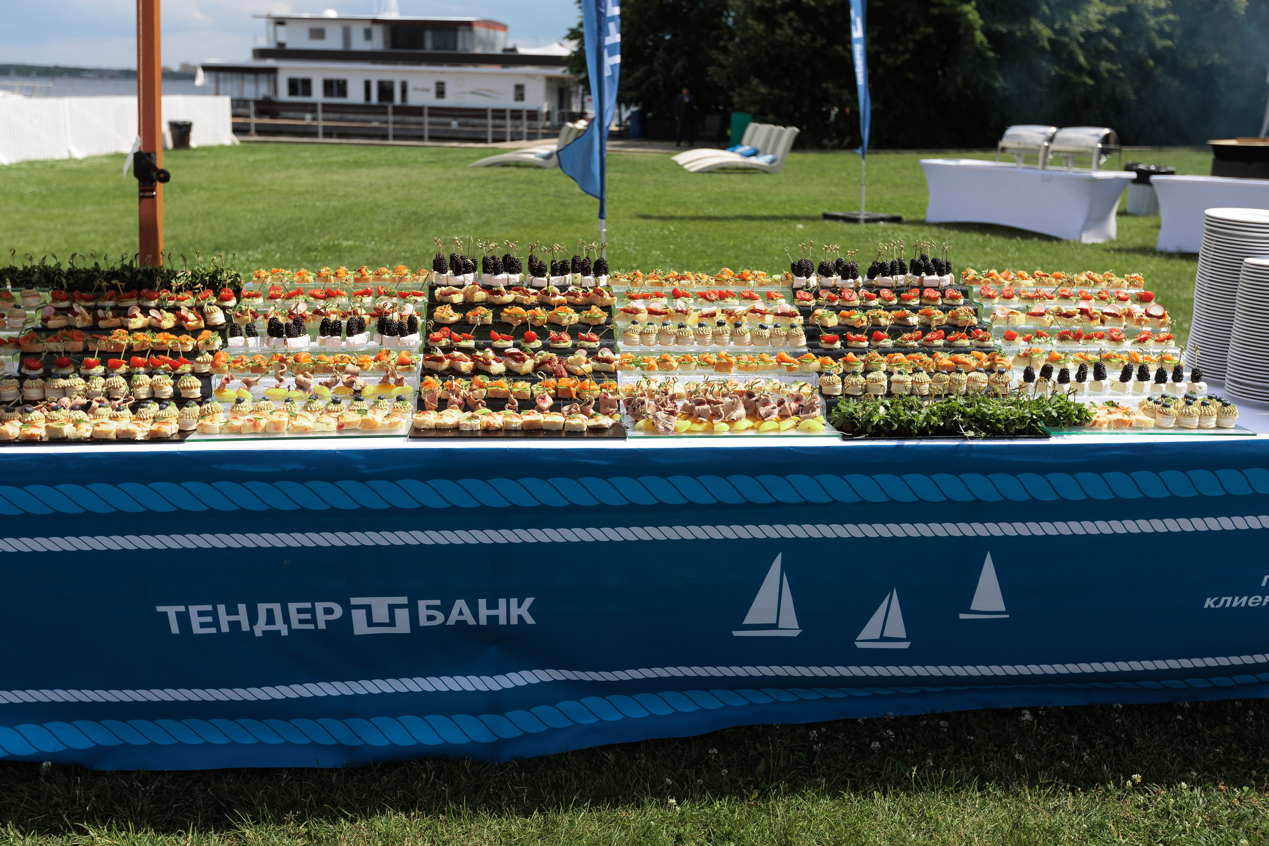 Первый клиентский банк «Полвека вместе». Агентство по организации мероприятий