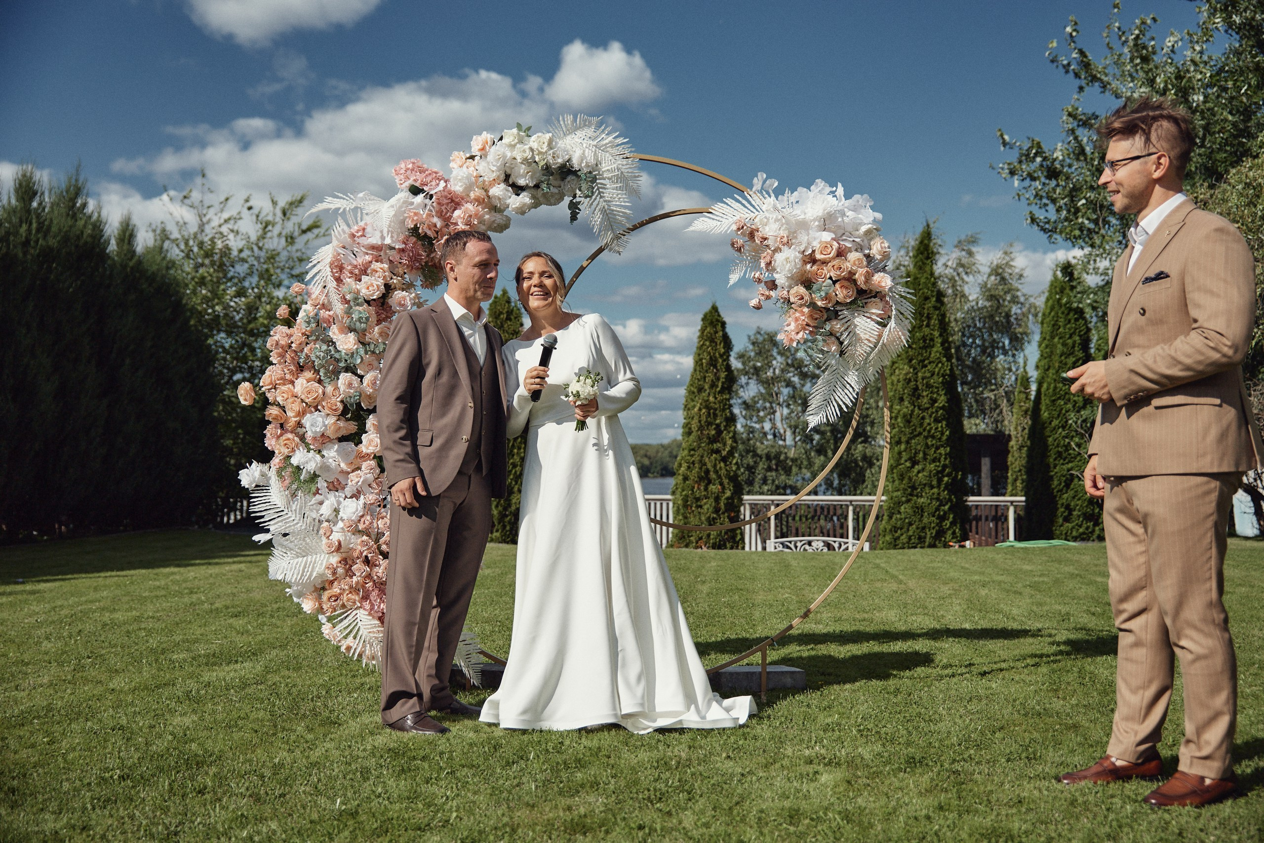 Счастье здесь. Свадебный фотограф Антон Артюшин. Работаю в Нижнем Новгороде и Москве