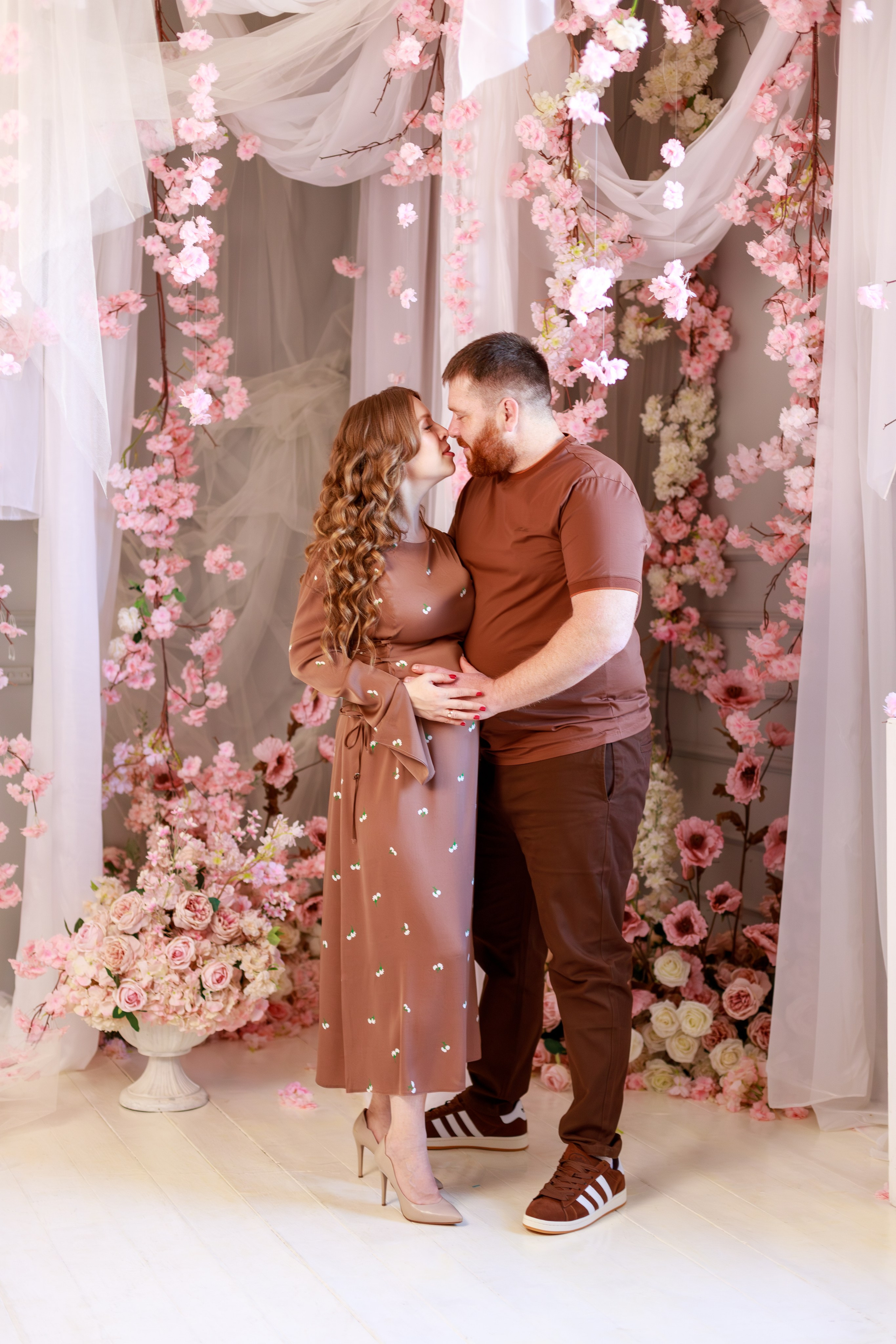 Дарья и Иван в студии Alice. Семейный и детский фотограф в Краснодаре Ирина Лаврецкая