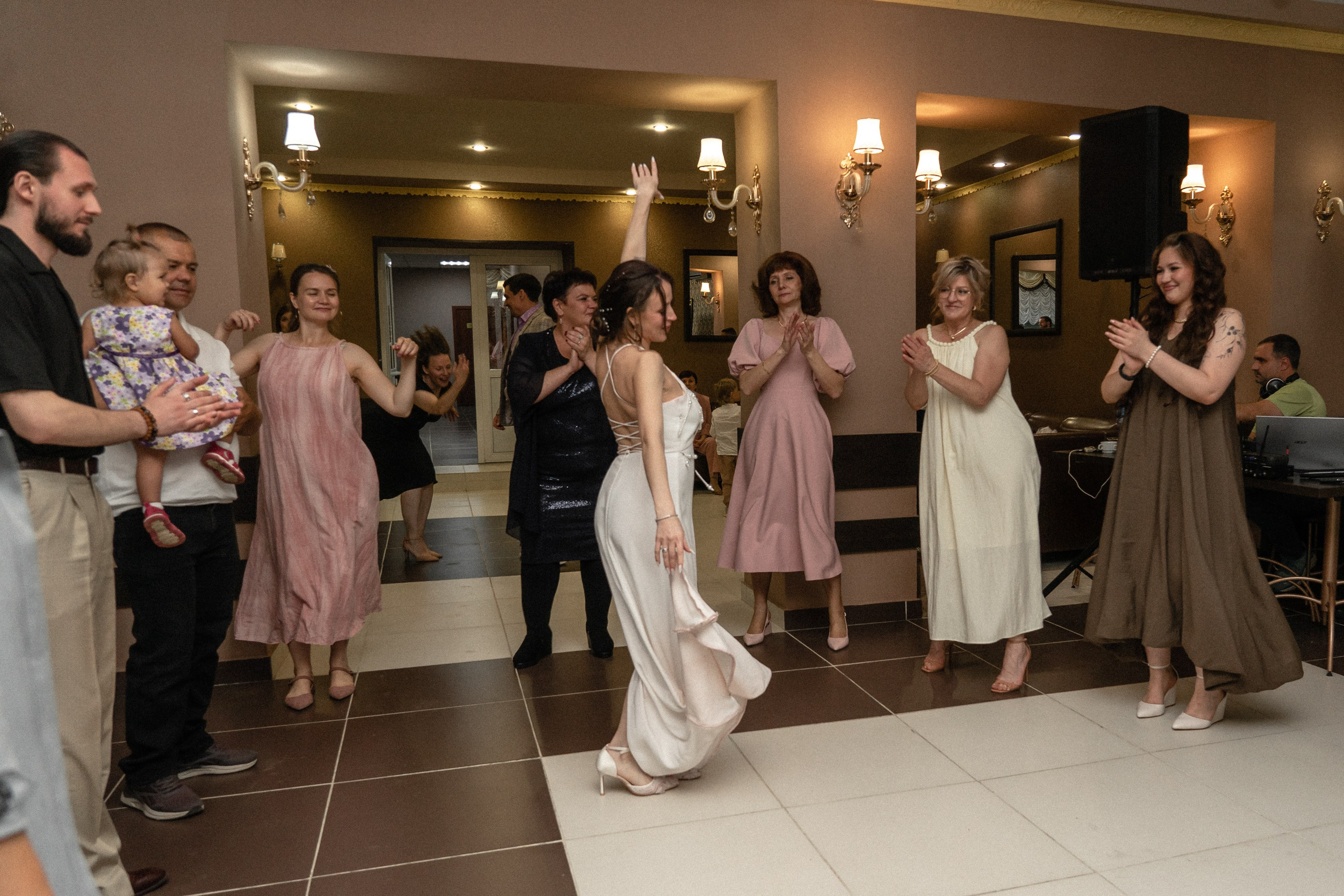 Дарья и Егор (свадебный репортаж). Эстетичная фото- и видеосъёмка Ирина Арсентьева. Челябинск и весь мир