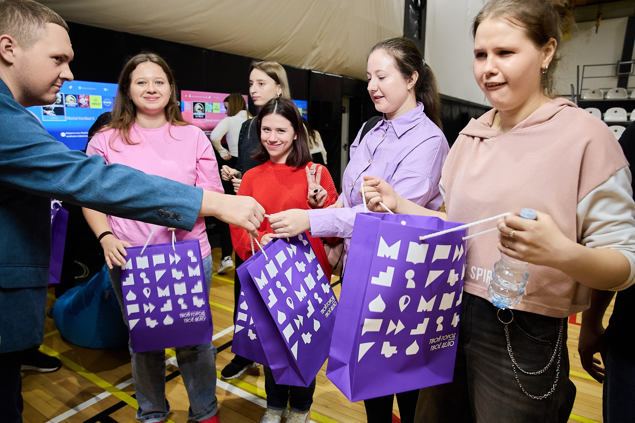 Мероприятие для выпускников стажировки Правительства. Фотограф и Видеограф в Москве. Олег Корушев