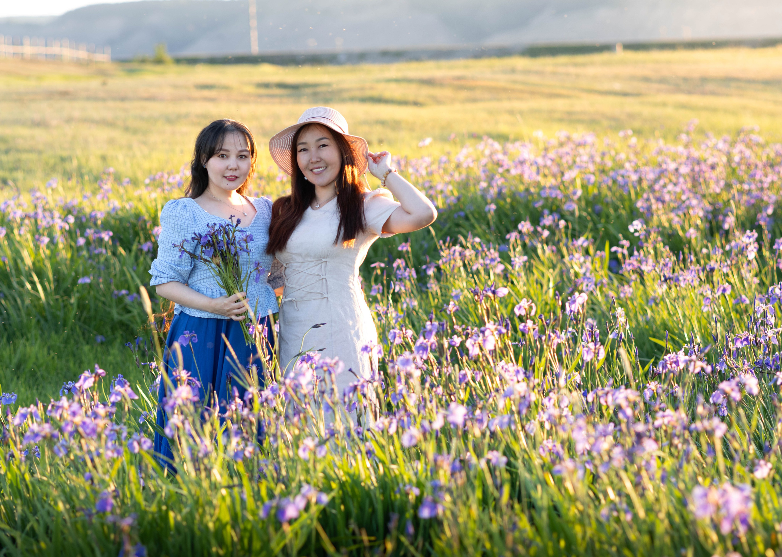 Наташа и Ира. Фотограф Якутск Зоя Николаева