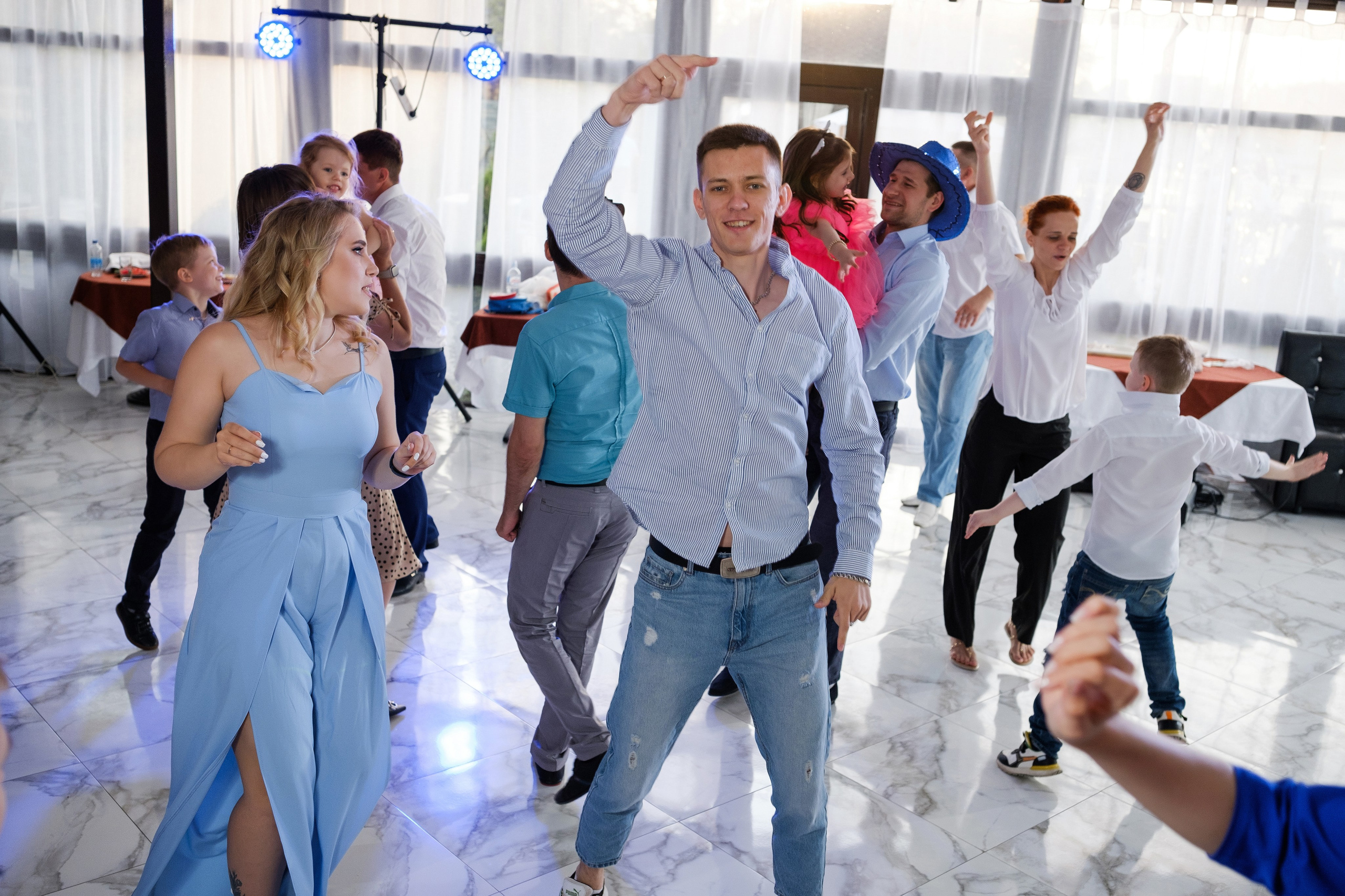 Максим и Дарья. Свадебный фотограф | репортаж | праздники | крещение