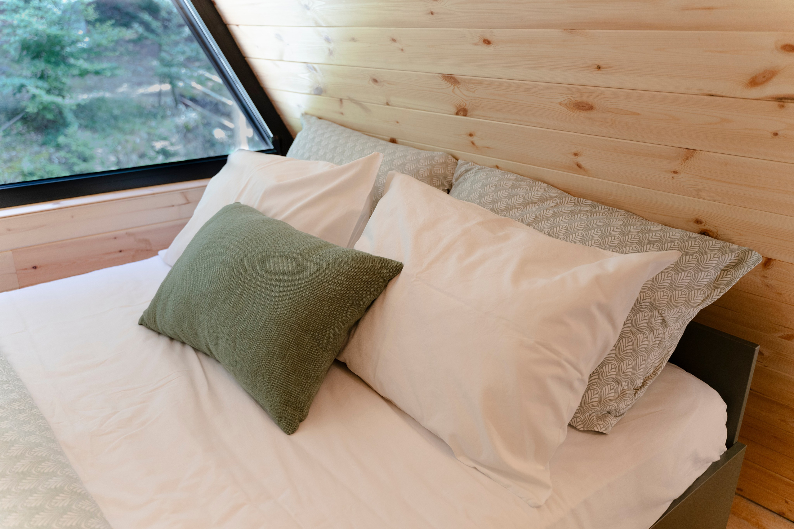 Viktorija Chalet. Photographer Liana Sudets Serbia Kopaonik Brzece Brus