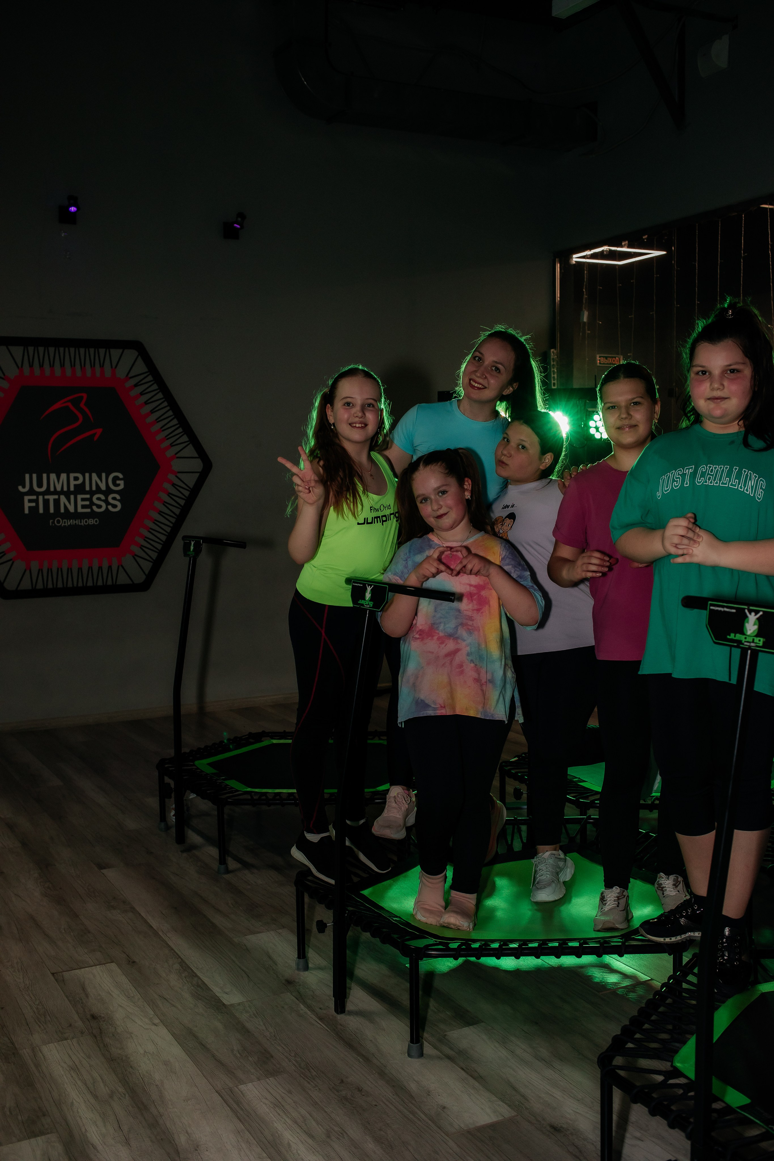 Съемки тренировок для сети студий Jumping Fitness. Ирина Тихонова — фотограф для детей и коллективов в Москве