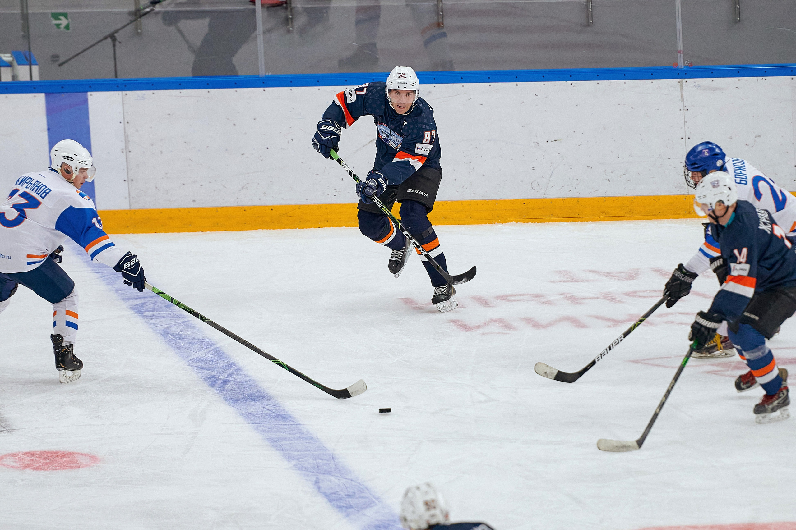 Портфолио репортажной фотосъёмки: Кристалл арена — Хоккей — РусГидро. Фотограф Яковлев Роман — Красноярск