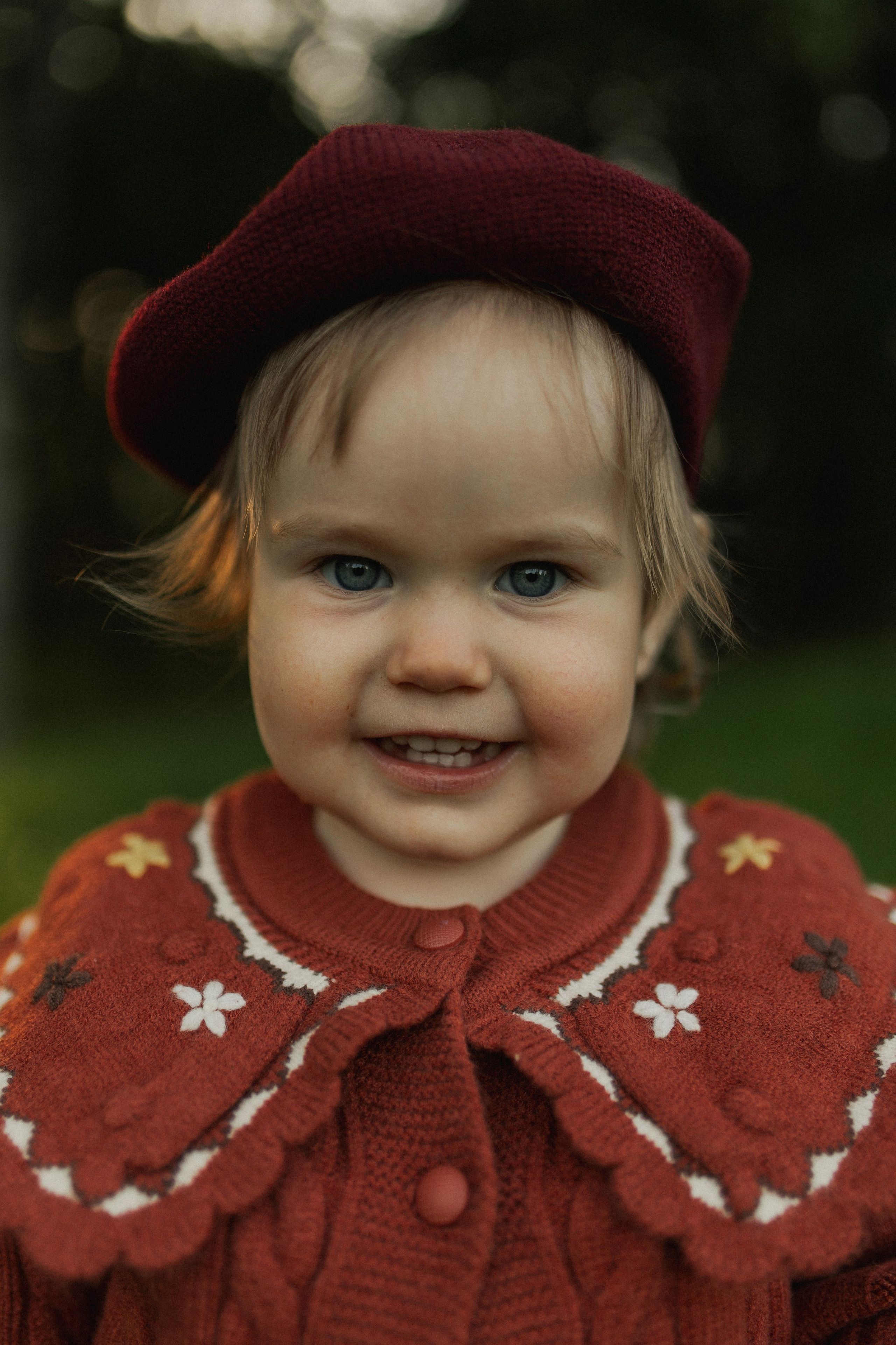 София и Мира. Главная