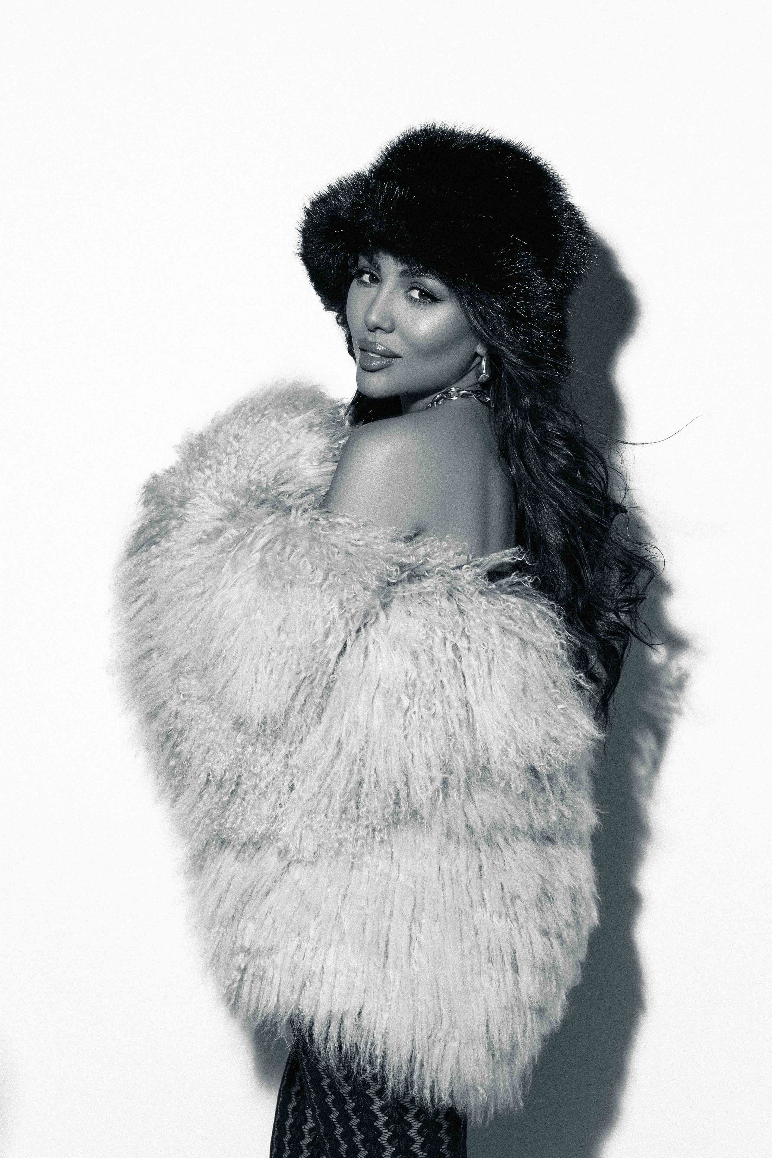 Шушанна. Ph.emmi