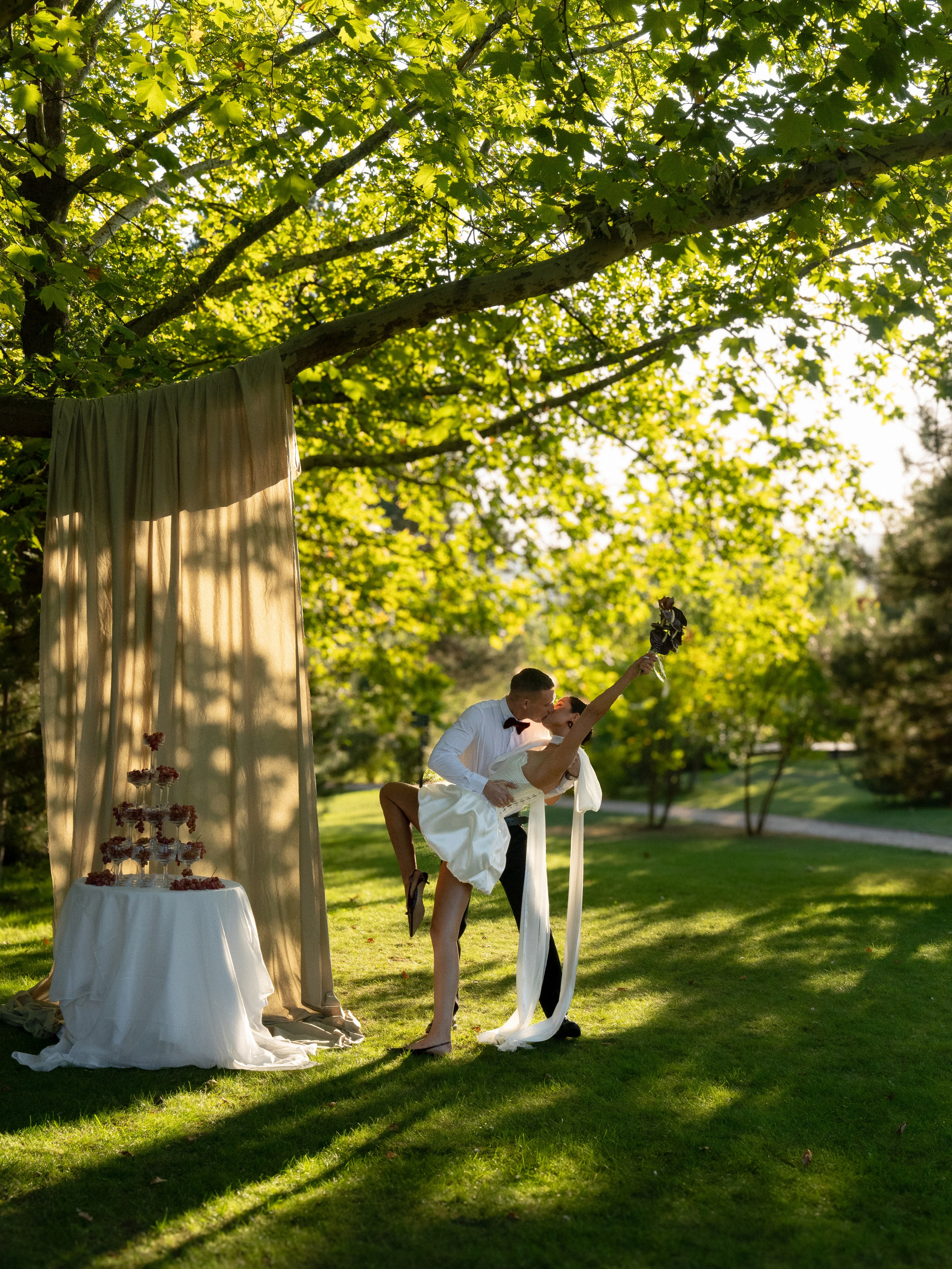 Свадебная прогулка. Свадебный фотограф Виктория Роса