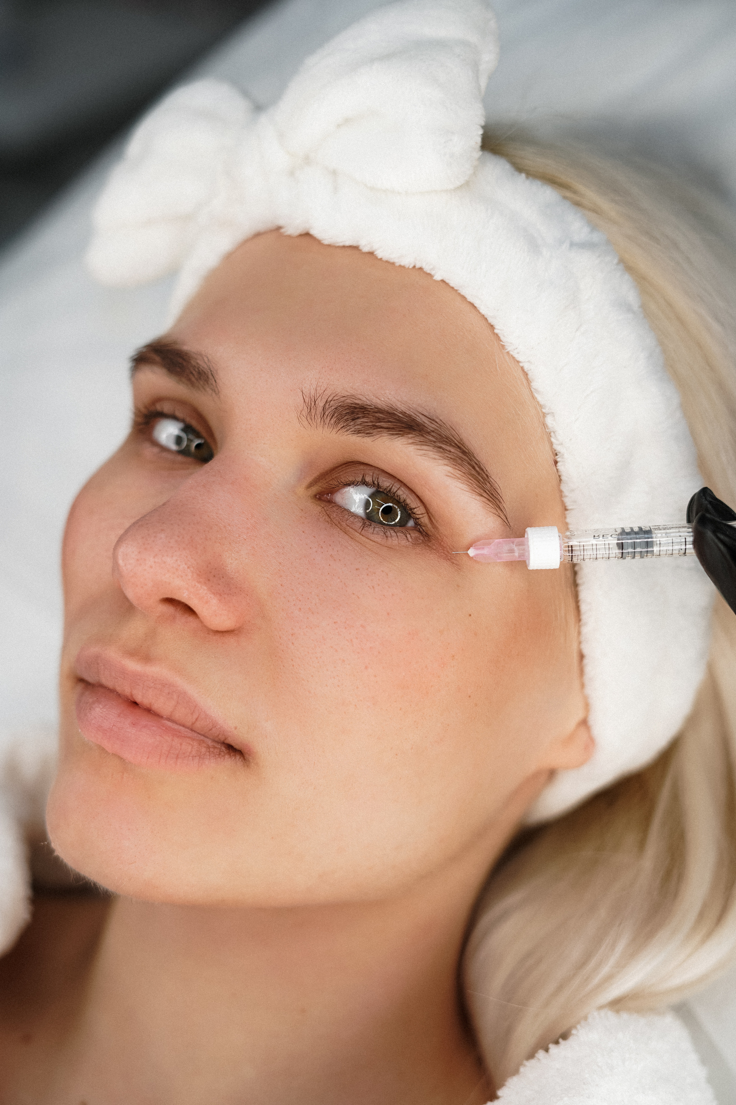 Косметология Vesna. VISUAL ARTIST · KRONGAUZ ANASTASIA