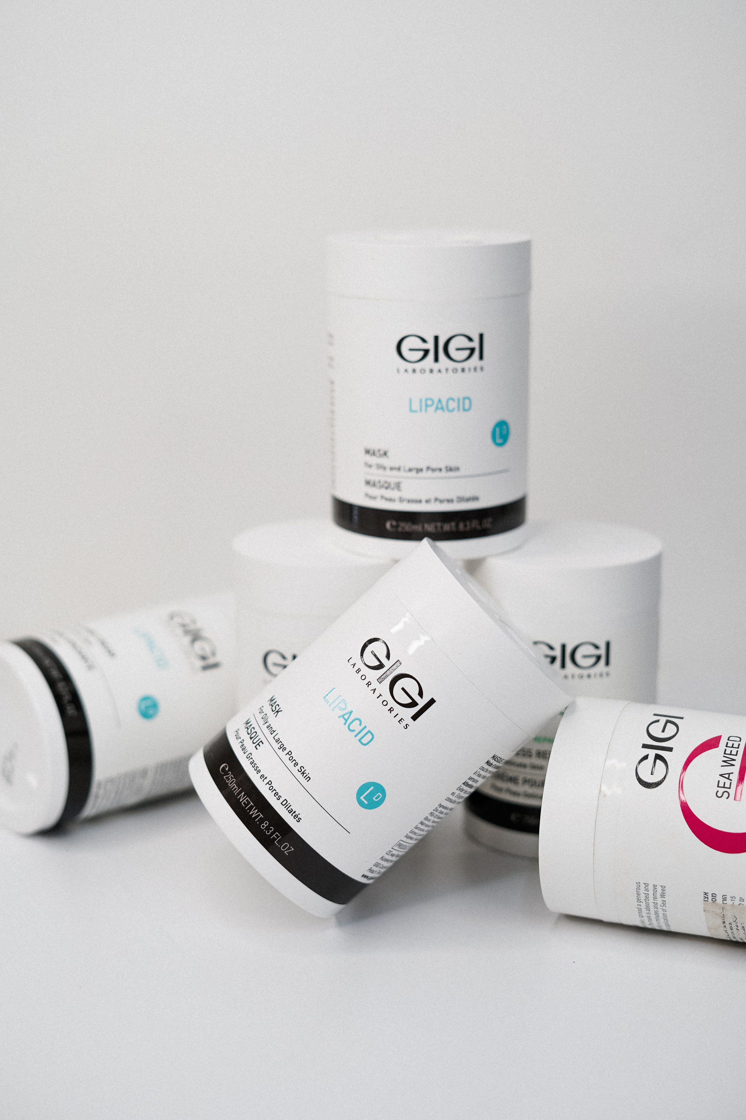 Косметология Vesna. VISUAL ARTIST · KRONGAUZ ANASTASIA