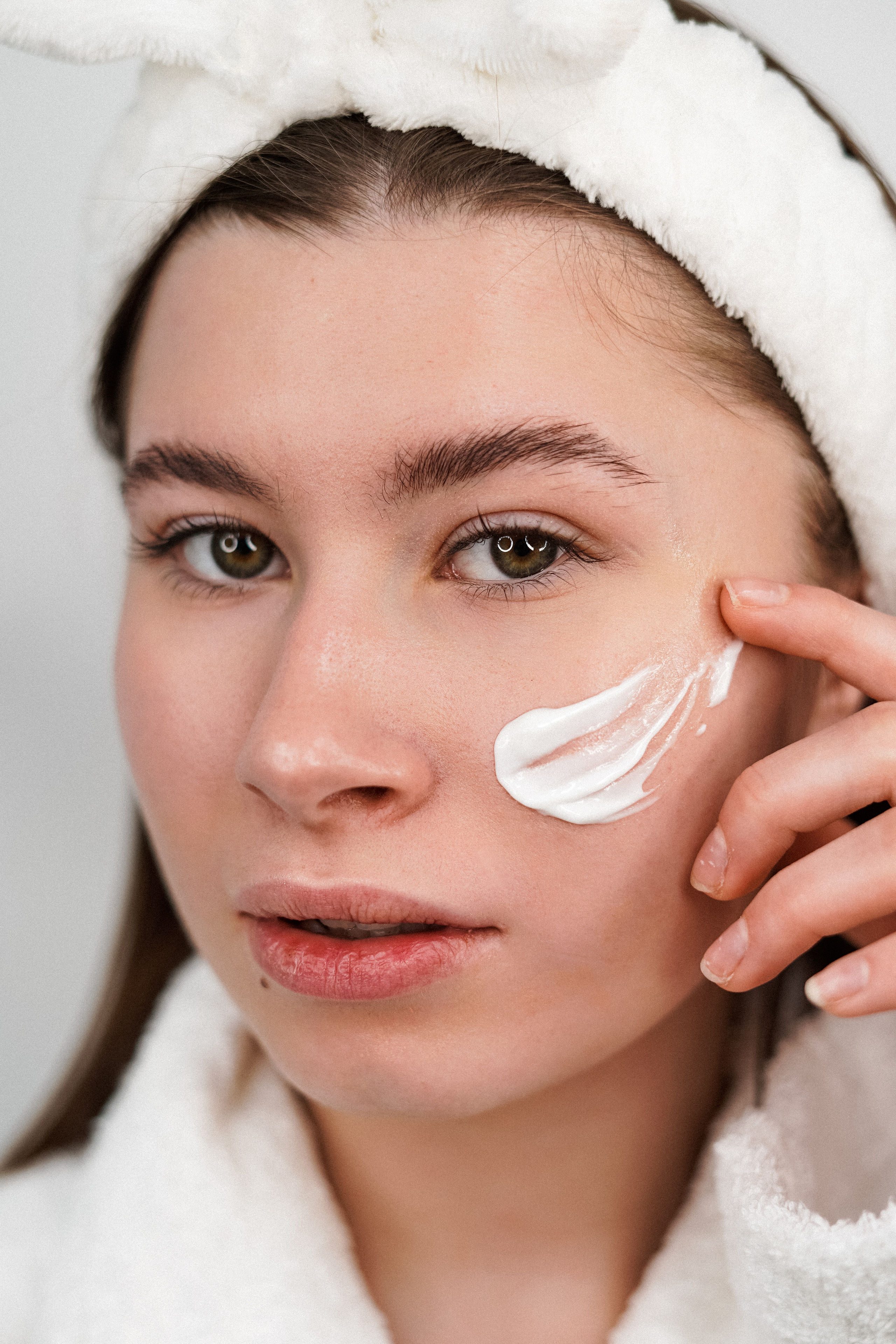 Косметология Vesna. VISUAL ARTIST · KRONGAUZ ANASTASIA