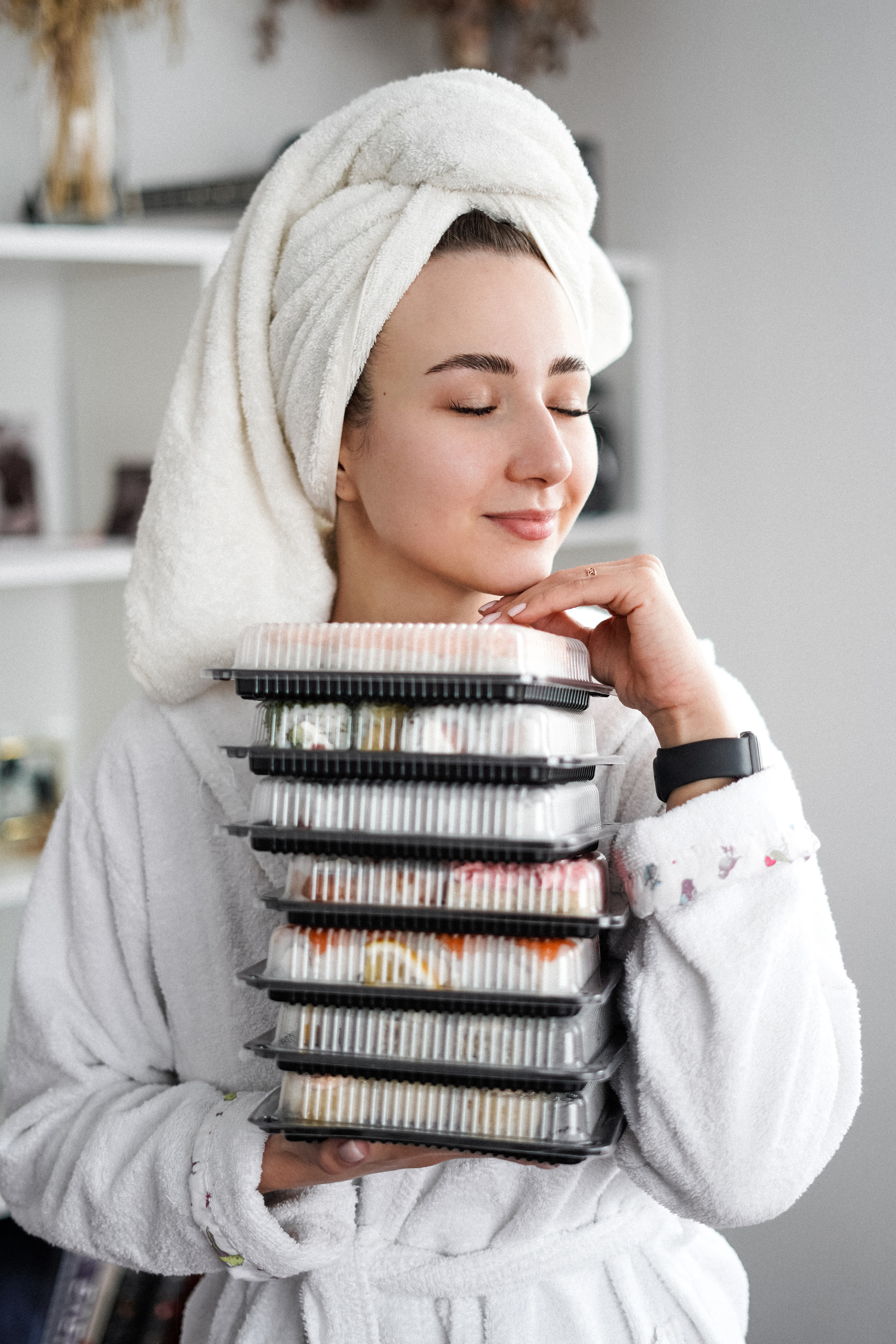 Доставка суши Stereo sushi. VISUAL ARTIST · KRONGAUZ ANASTASIA