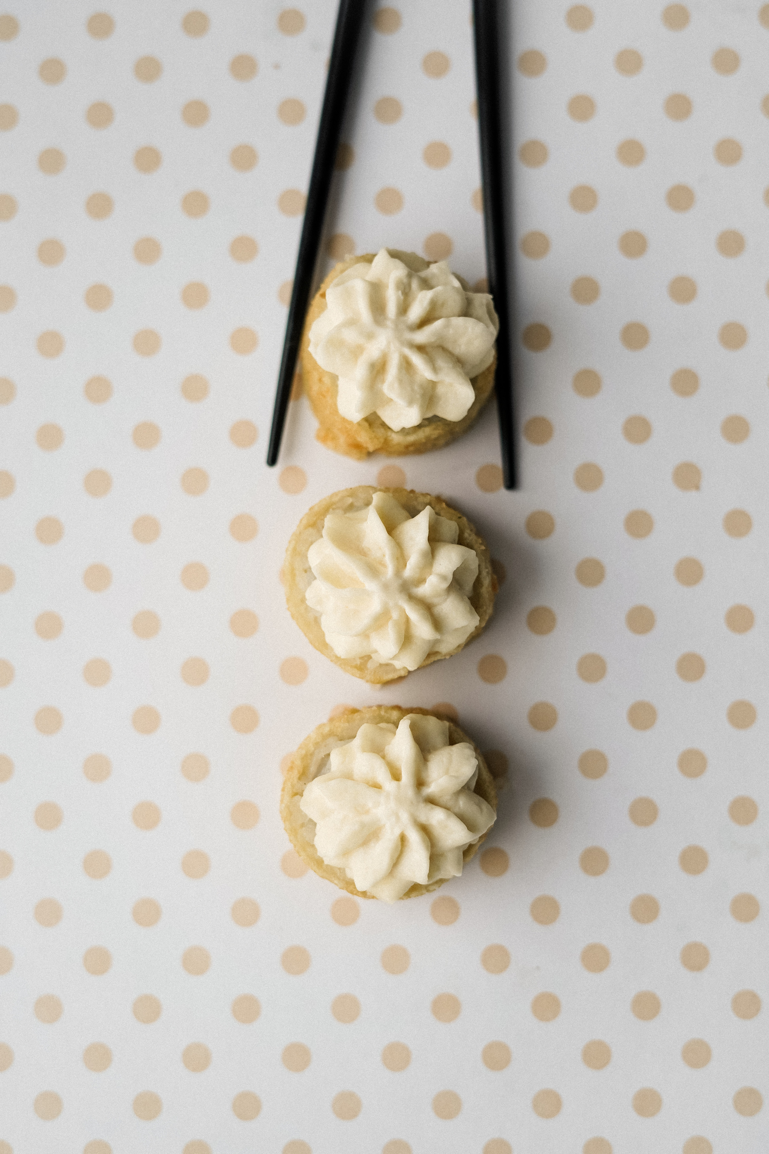 Доставка суши Stereo sushi. VISUAL ARTIST · KRONGAUZ ANASTASIA