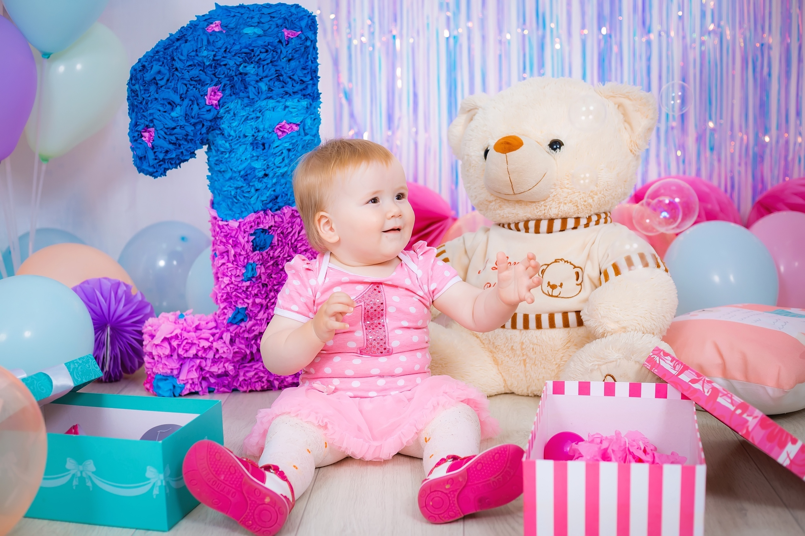 © Фотостудия "Олеся". Все права защищены. "Любое использование или копирование материалов или элементов дизайна сайта допускается только с разрешения правообладателя и со ссылкой на источник".