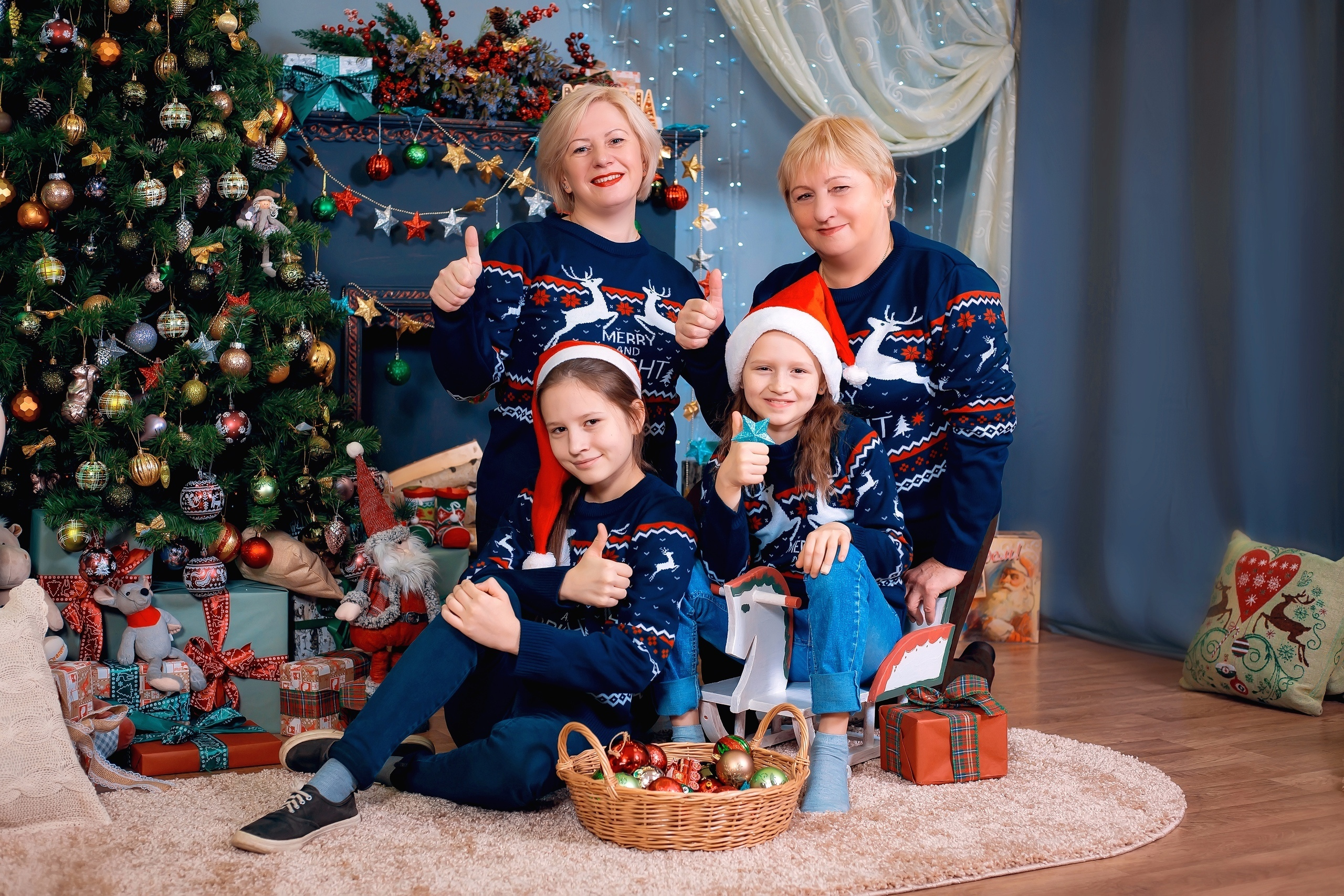 © Фотостудия "Олеся". Все права защищены. "Любое использование или копирование материалов или элементов дизайна сайта допускается только с разрешения правообладателя и со ссылкой на источник".