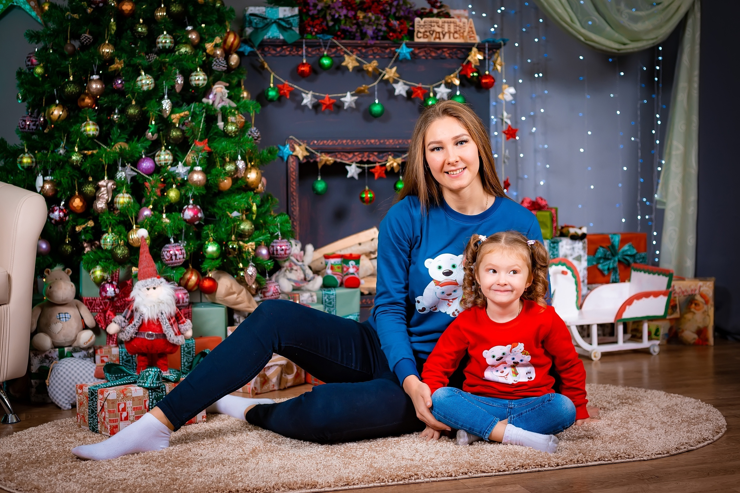 © Фотостудия "Олеся". Все права защищены. "Любое использование или копирование материалов или элементов дизайна сайта допускается только с разрешения правообладателя и со ссылкой на источник".