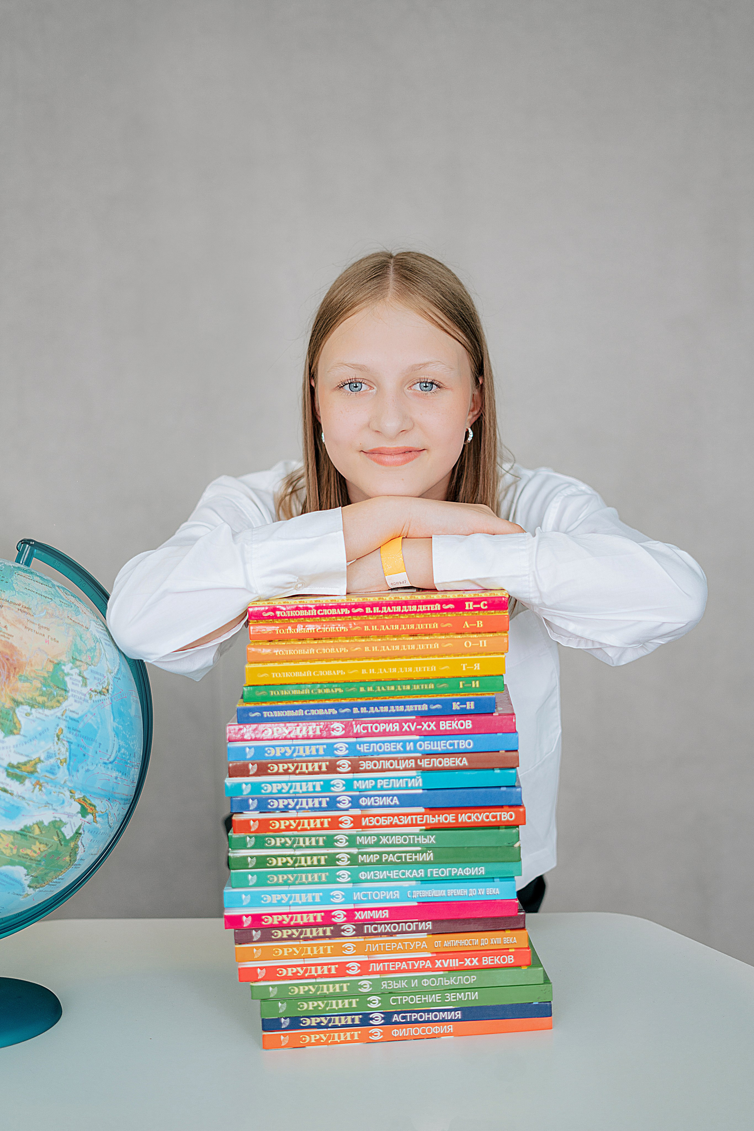 Школьные портреты. Школьный фотограф в Челябинске. Выпускные фотоальбомы