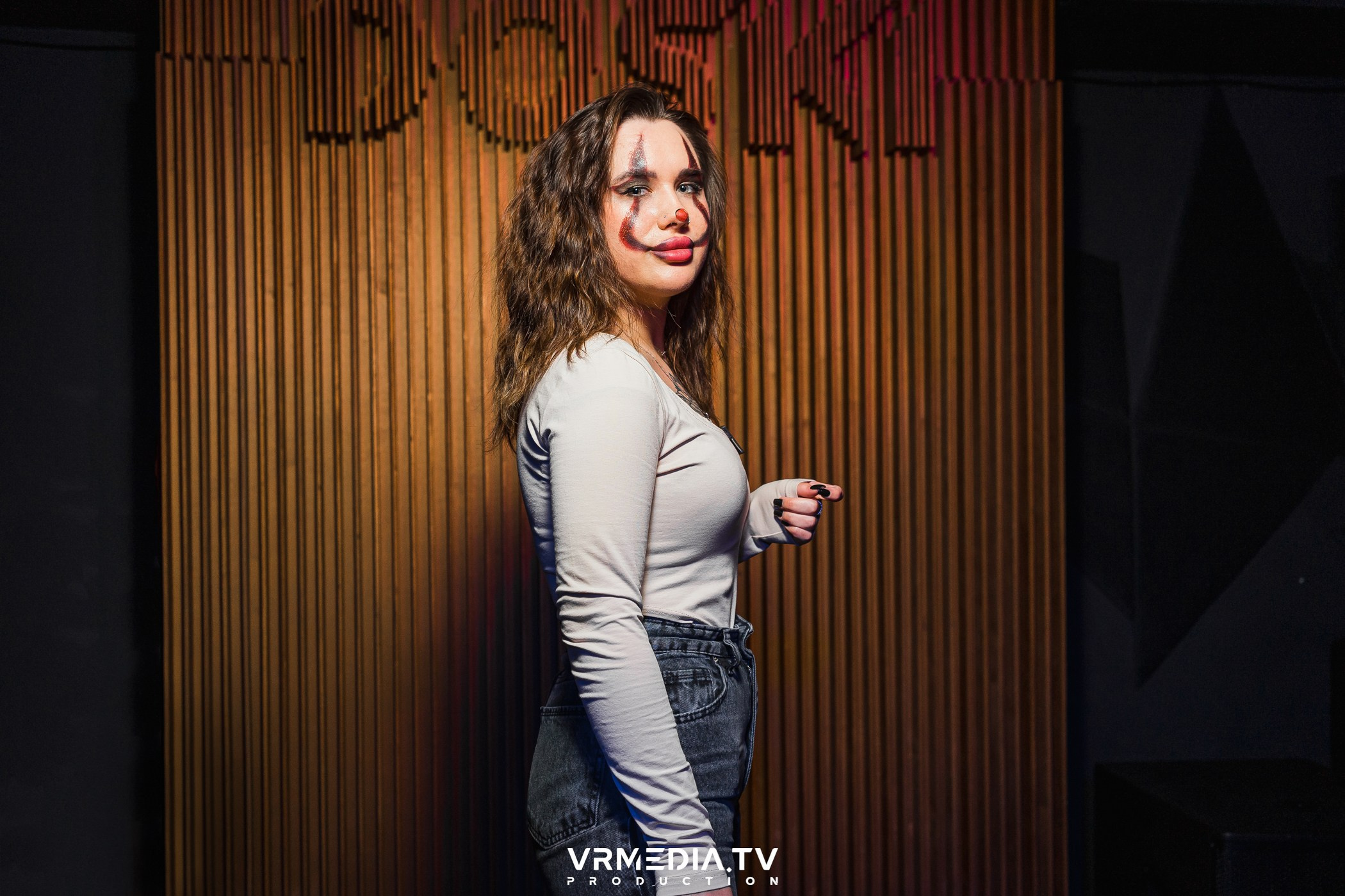 Halloween ARACHNOPHOBIA в баре «Друзья»