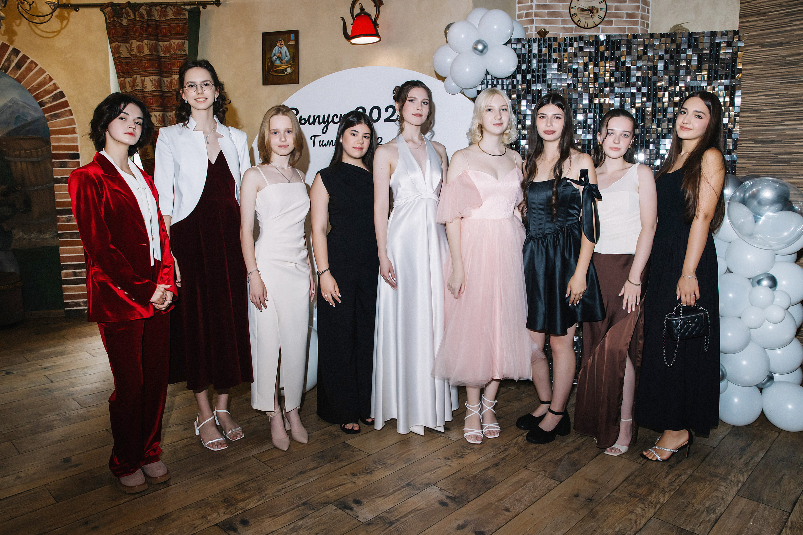 9 класс Гимназия 82. Фотограф и Видеограф в Краснодаре Юлия Солодченко