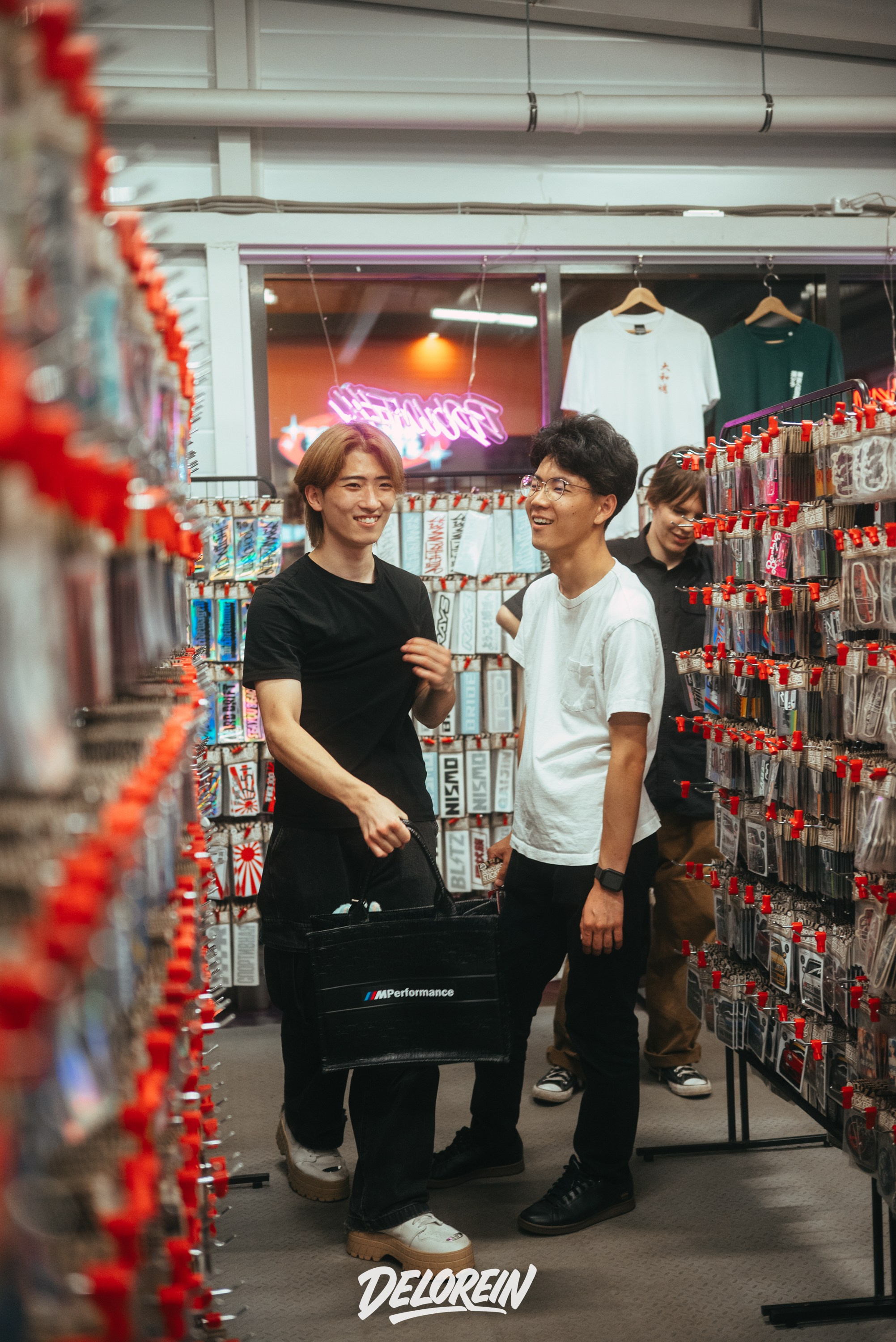 Downfly 30 июля 2025. DeLorein