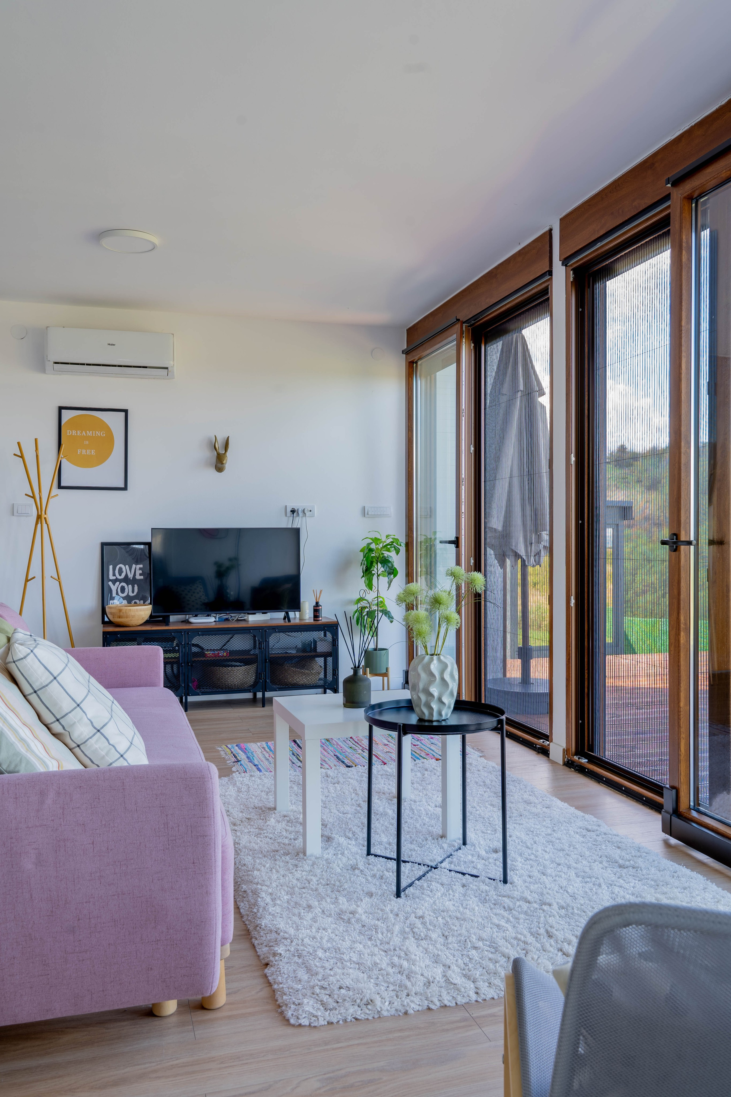 Rent a NEST Arandjelovac. Меня зовут Лиана.я видеограф и фотограф 📍 Работаю в Москве и МО
