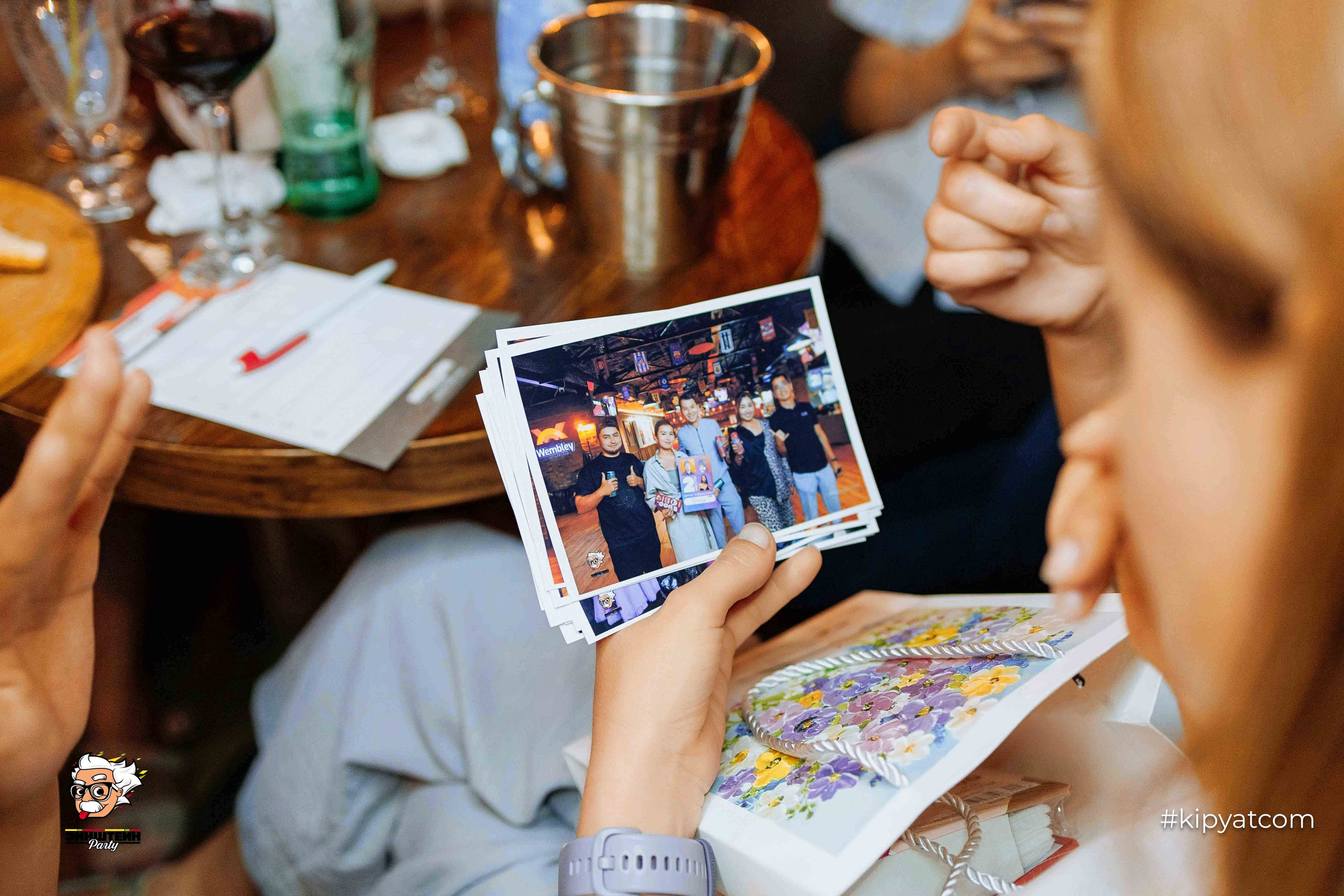 Эйнштейн Party