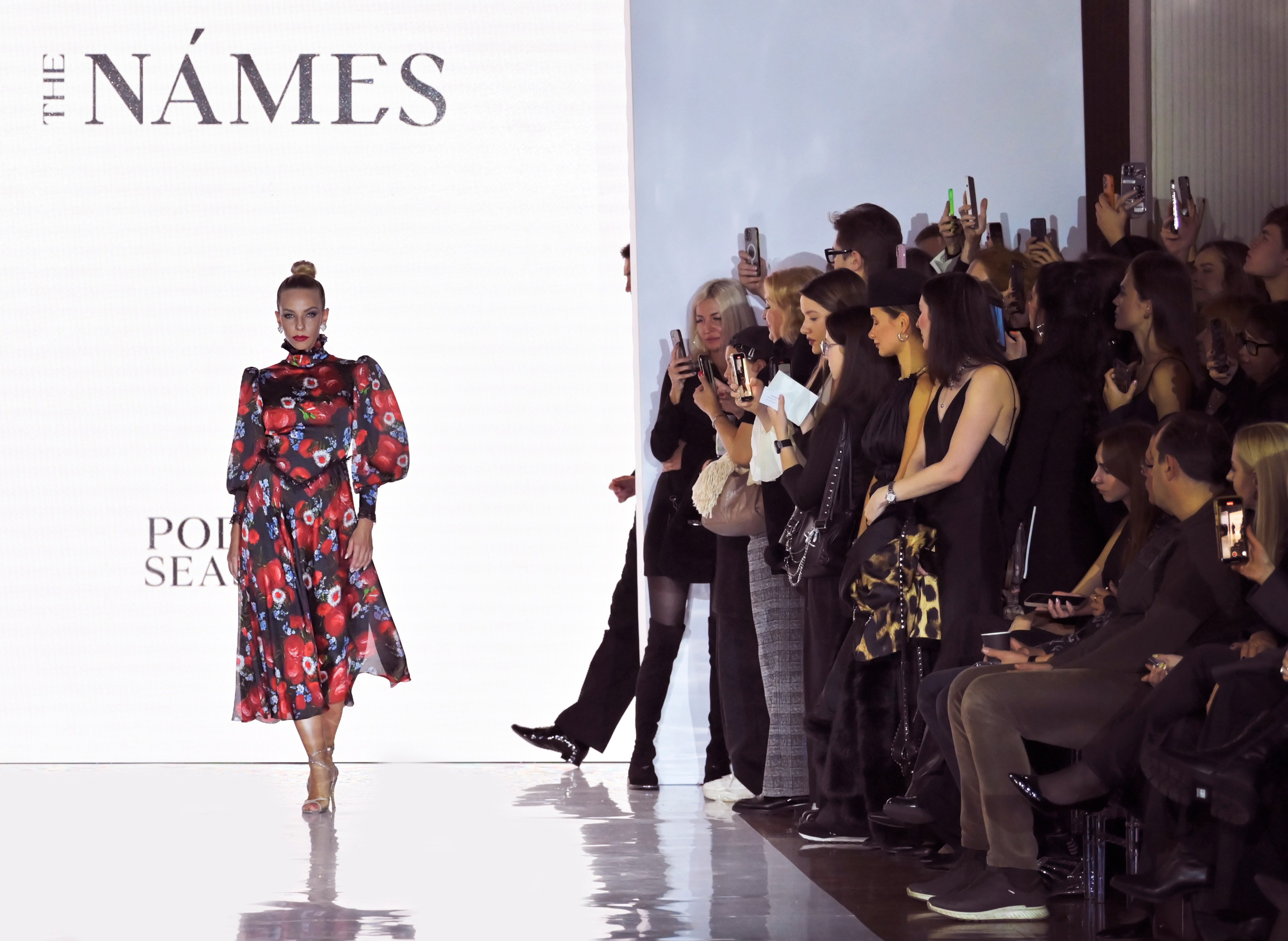 ART | FASHION | PODIUMS |SHOW