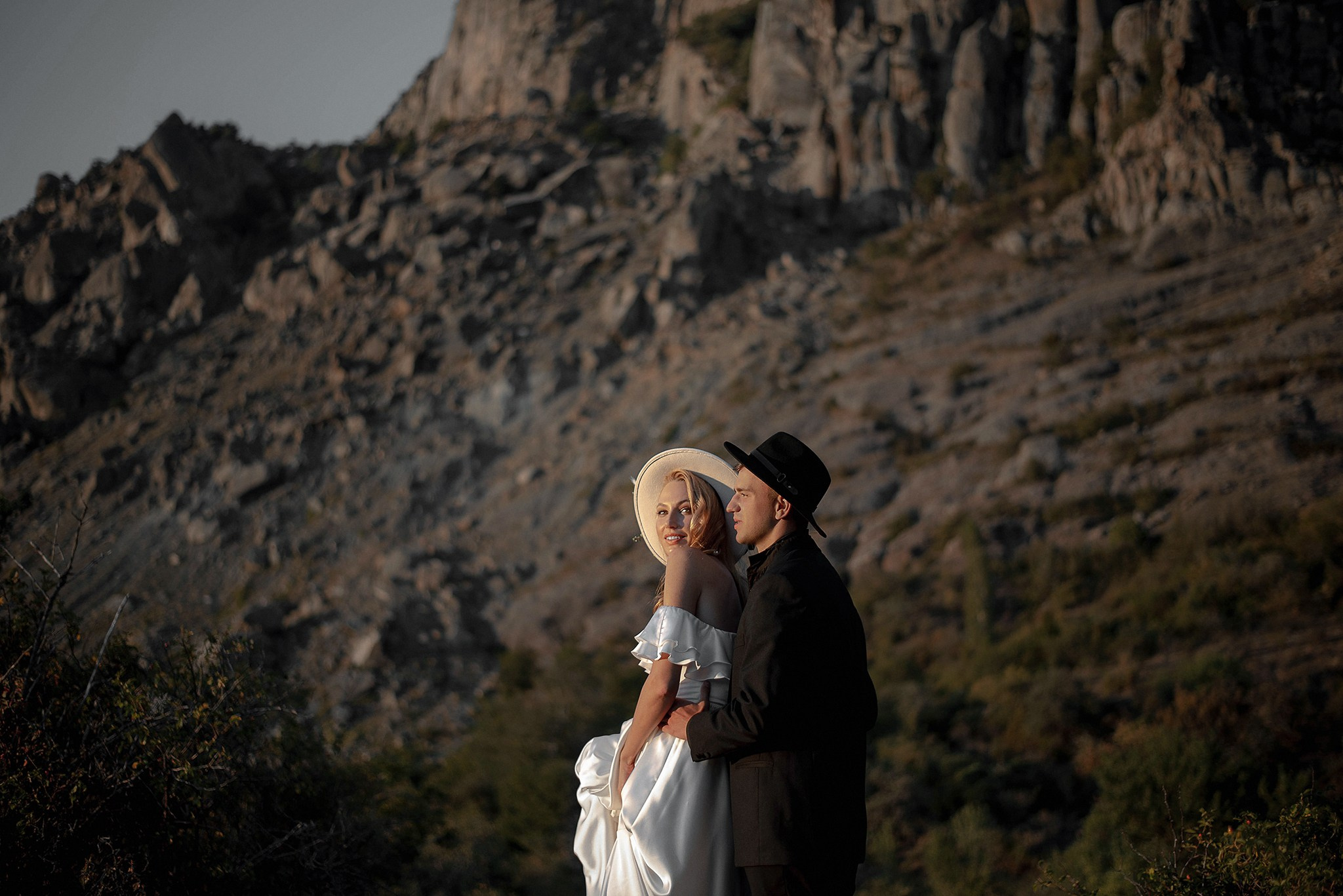 Свадебные фотосессии в Крыму. Авторские Фототуры и Фотосессии Крыму. Фотограф Дарья Исаенко