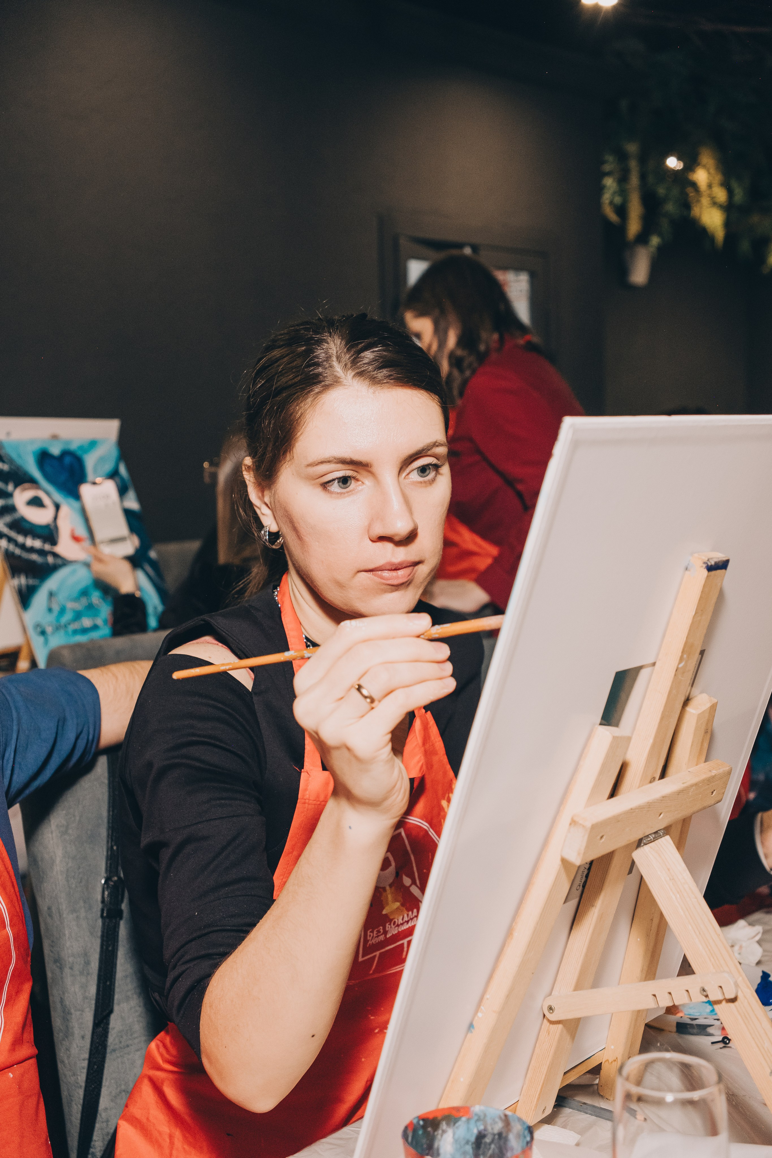 Без бокала — нет шагала. Фотограф в Иркутске Анна Мирошникова