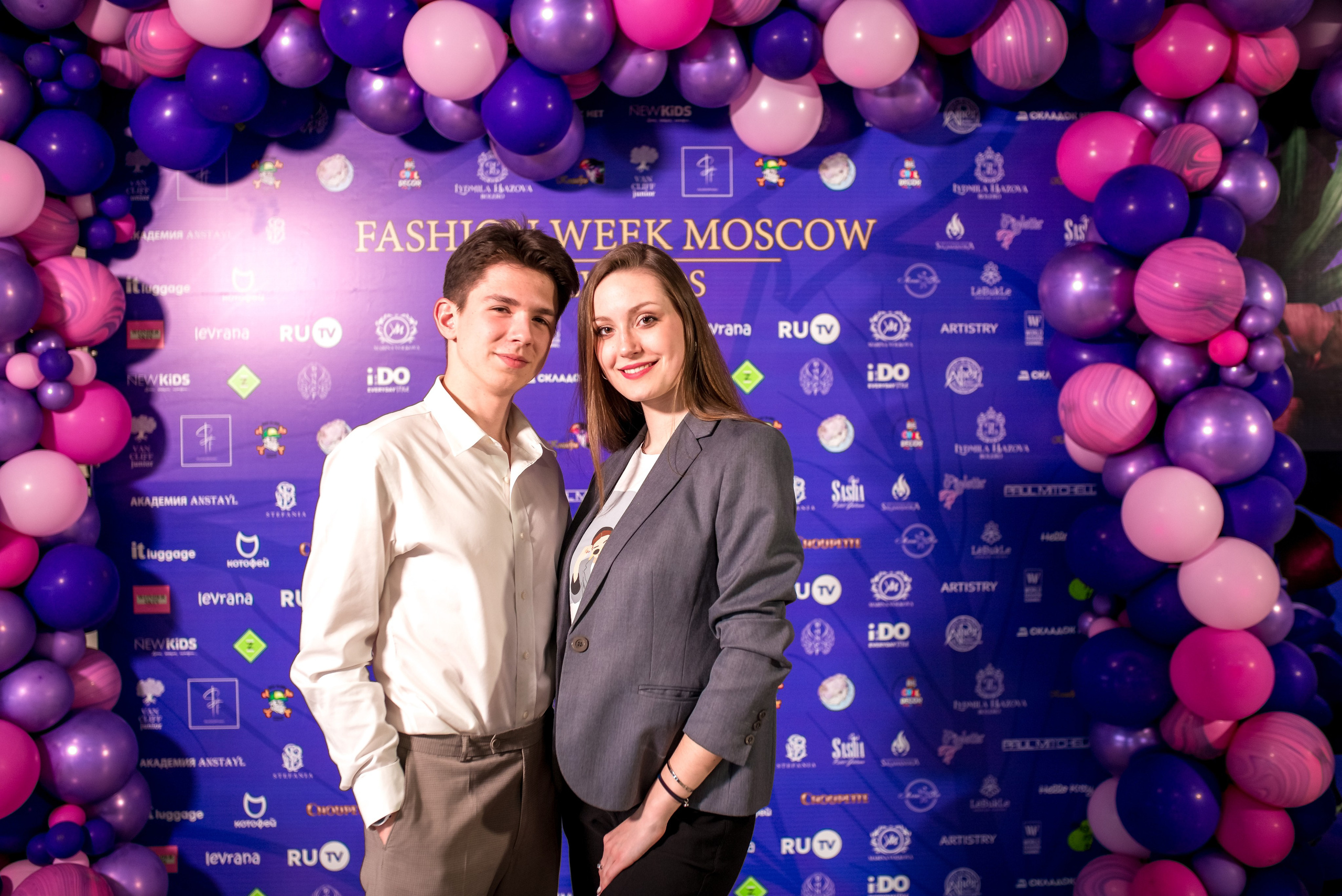 Показ Итальянской моды в России весна 2022. Женский фотограф Крещение Венчание Москва Брянск