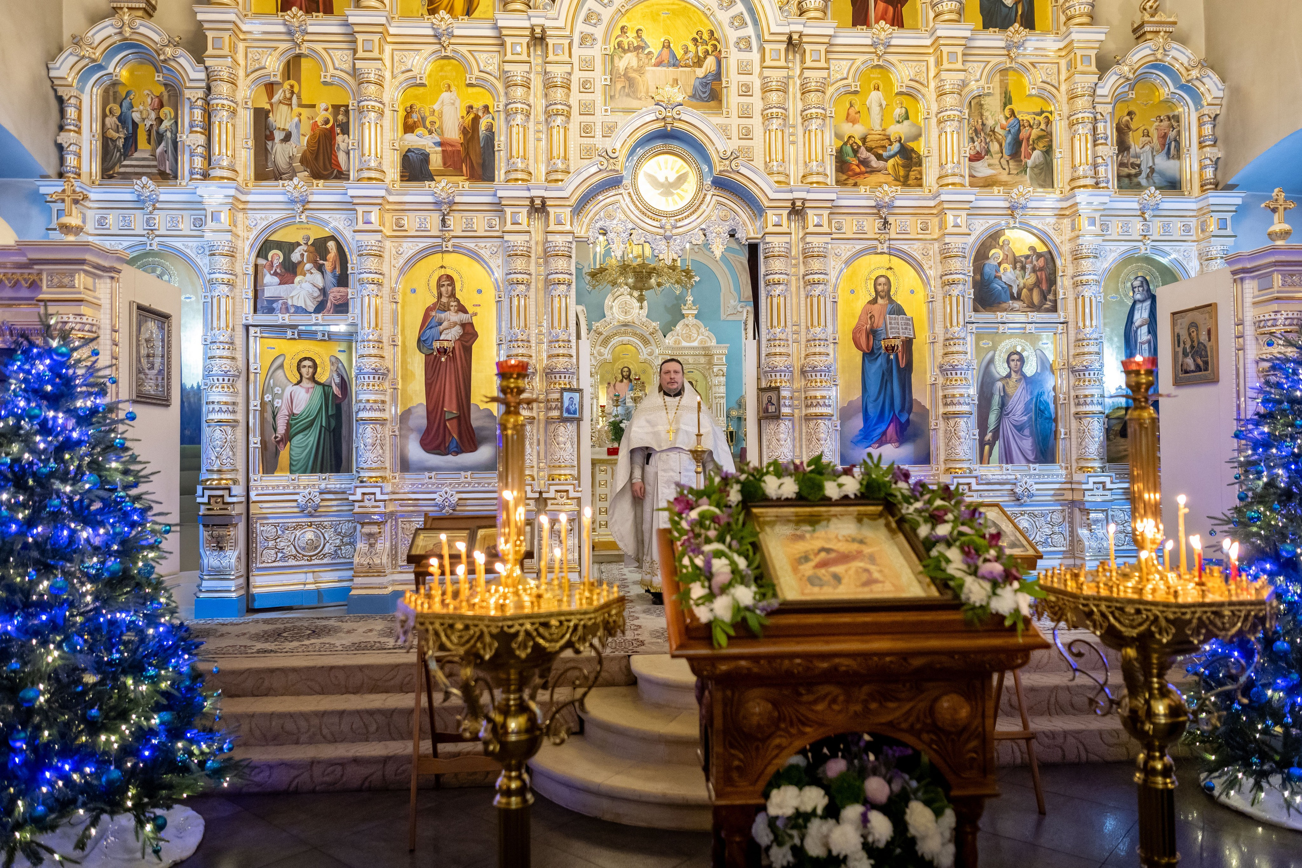 Рождество Владимирский храм с Красное. Семейный и детский фотограф Анна Петракова