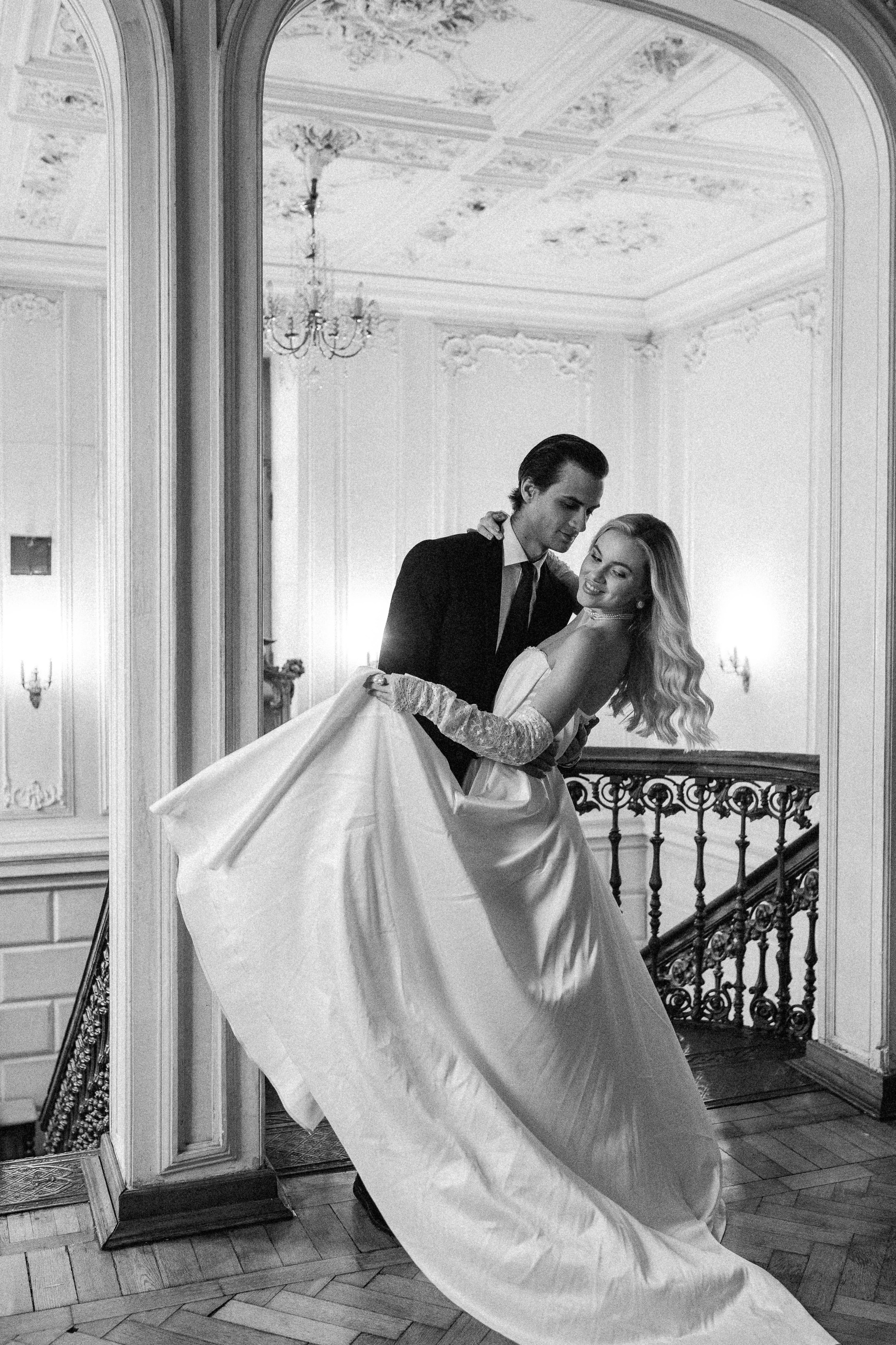 Свадебная фотосессия в&nbsp;Пушкинской библиотеке в&nbsp;Москве, регистрация брака библиотека- читальня Пушкина, библиотека Пушкина церемония, адрес счастья библиотека Пушкина, фотограф Москва на&nbsp;регистрацию