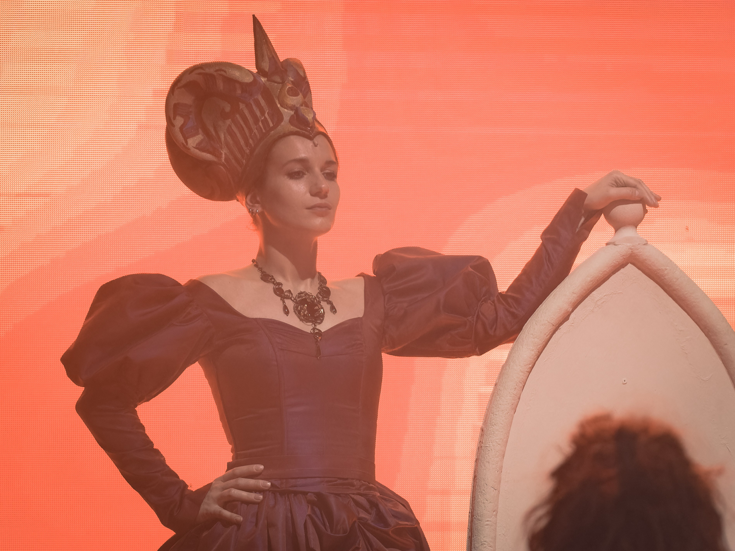 Любовь к трем апельсинам_Чехов Центр. Фотограф. г. Южно-Сахалинск. Олег Толстов