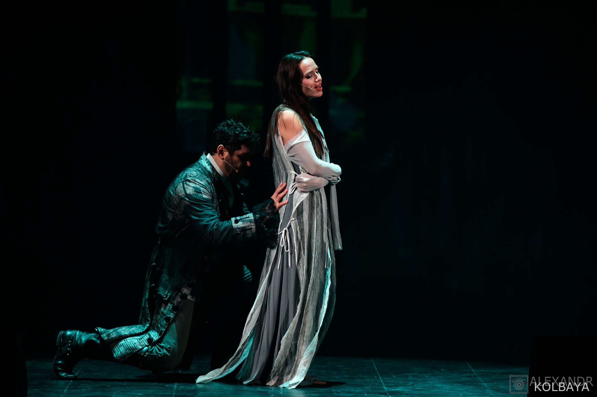 Опасные связи. Концертный и театральный репортажный фотограф в Москве Александр Колбая