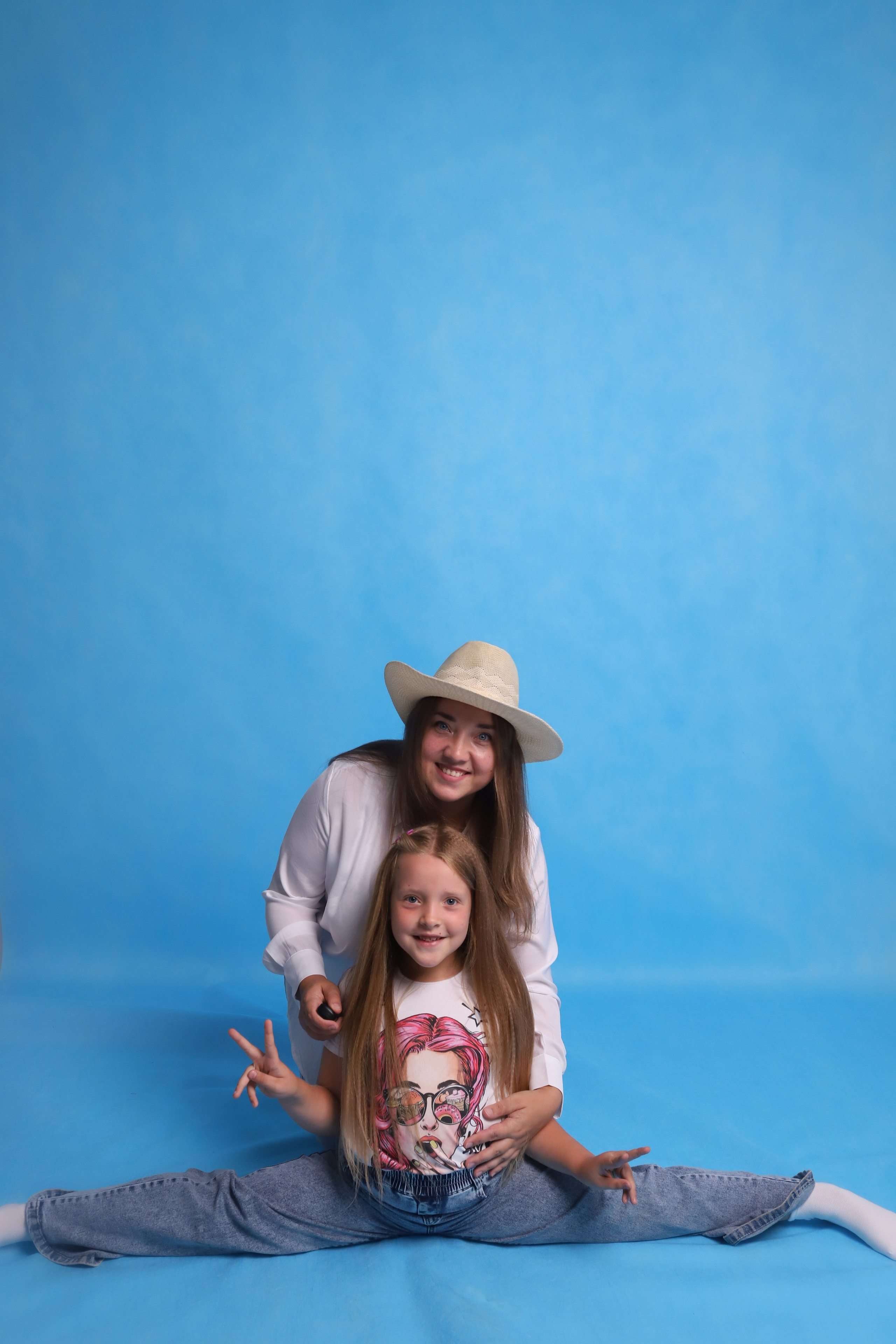 Реальные фотографии наших гостей. Фотостудия самообслуживания. Студия без фотографа в Твери