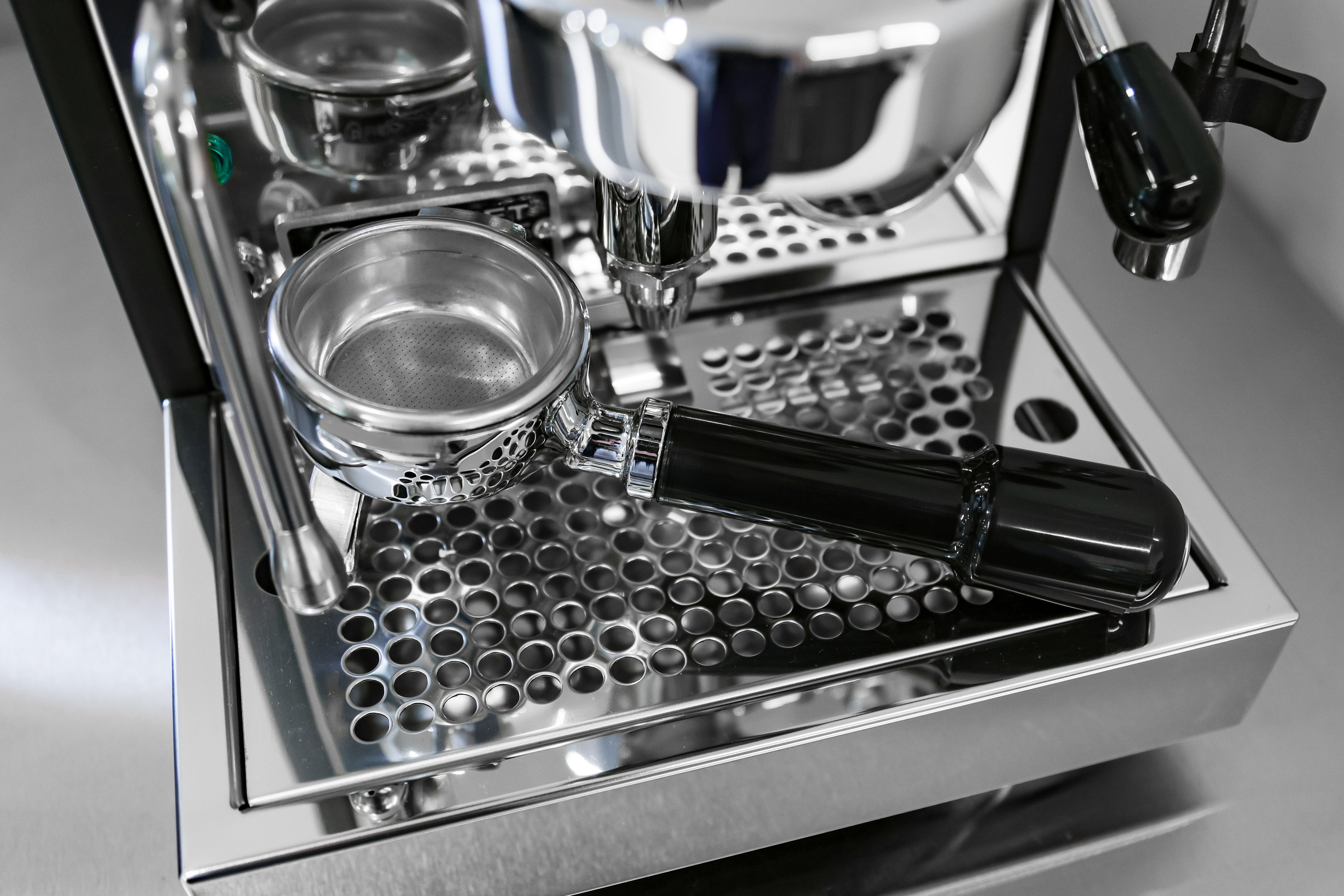 COFFEE MACHINES FOR MARKETPLACE. Mixturecaptures