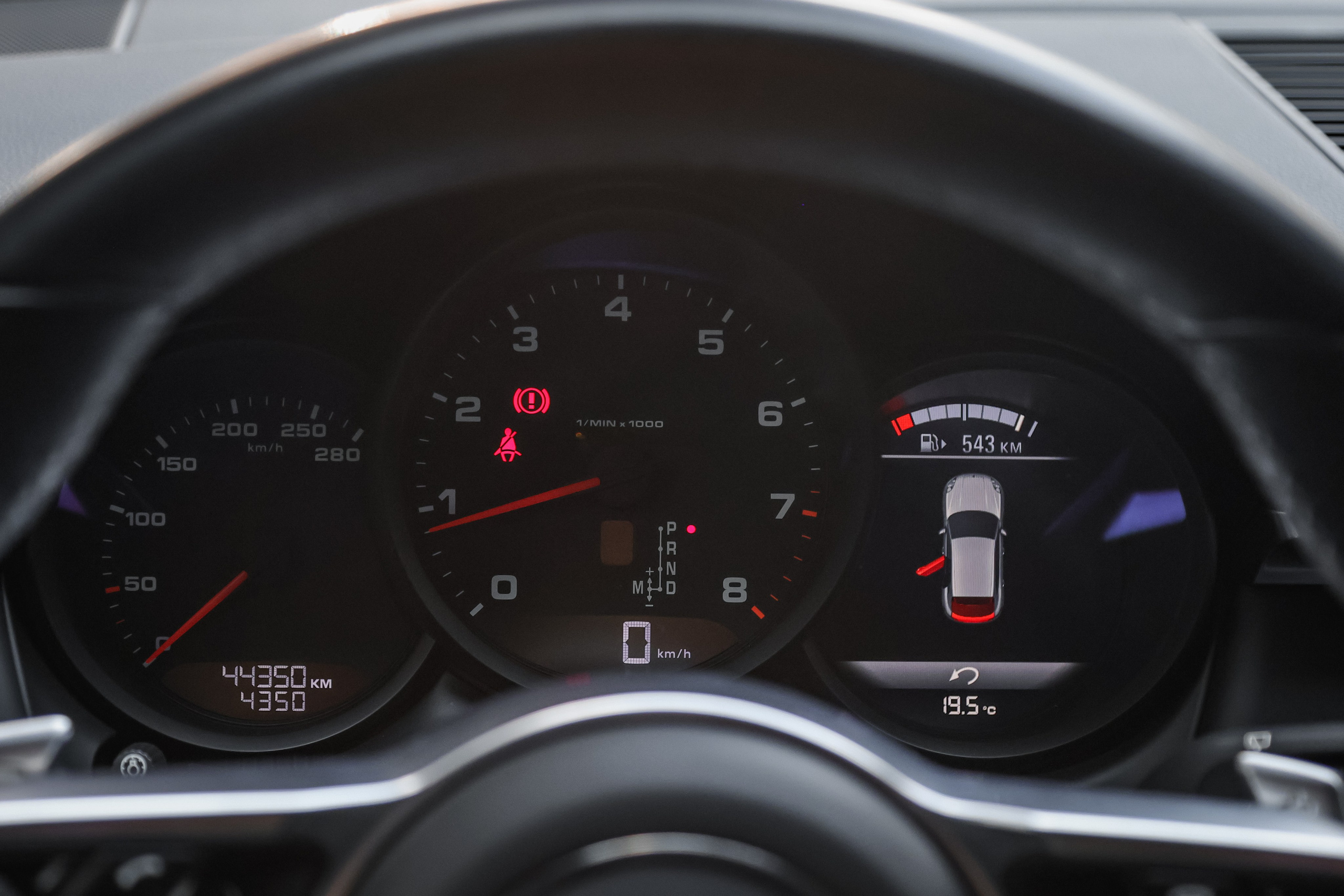 2020 PORSCHE MACAN. Mixturecaptures