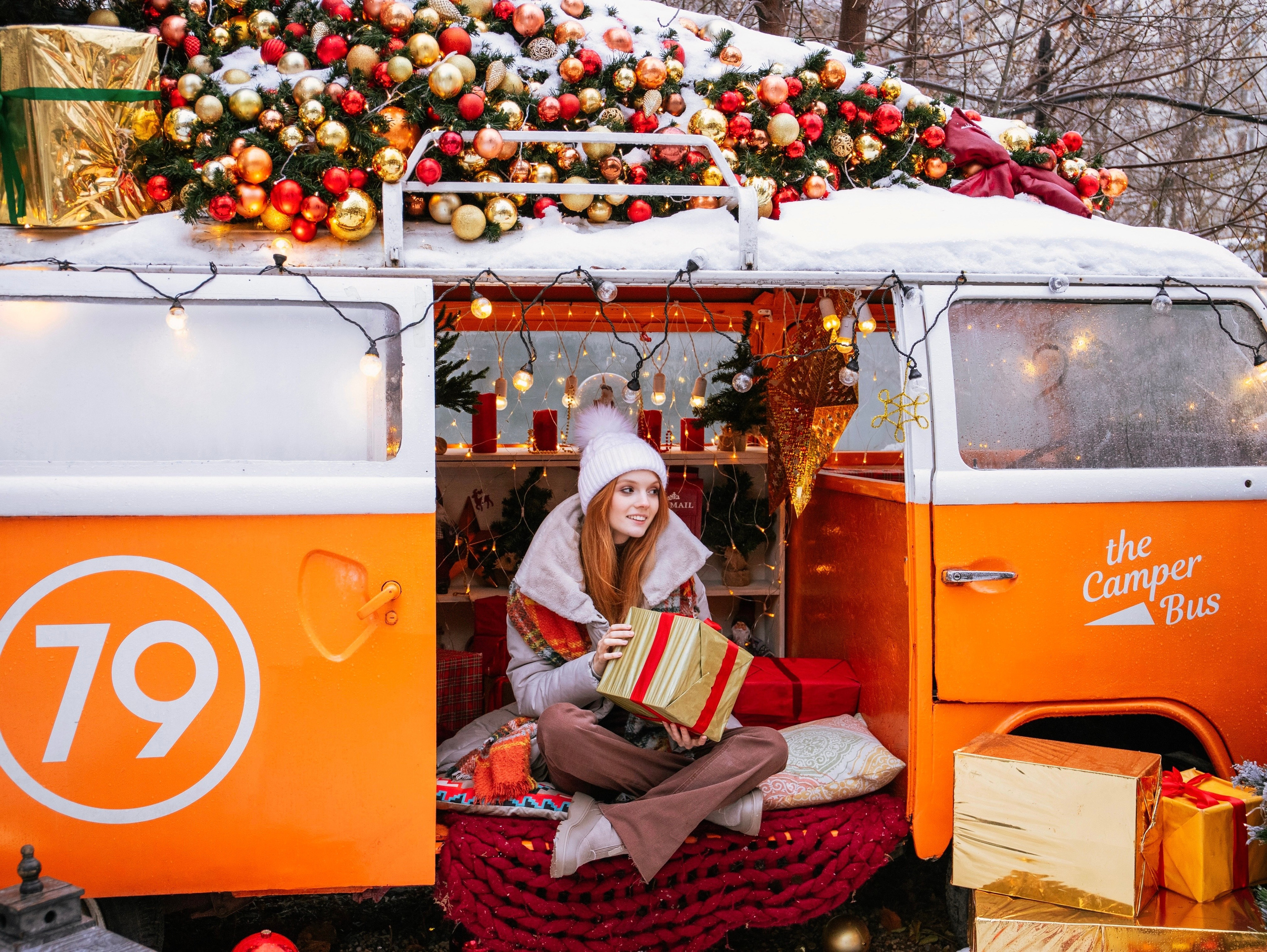 Новогодняя съемка с локацией «автобус». Свадебный и семейный фотограф в Москве Мила Широких